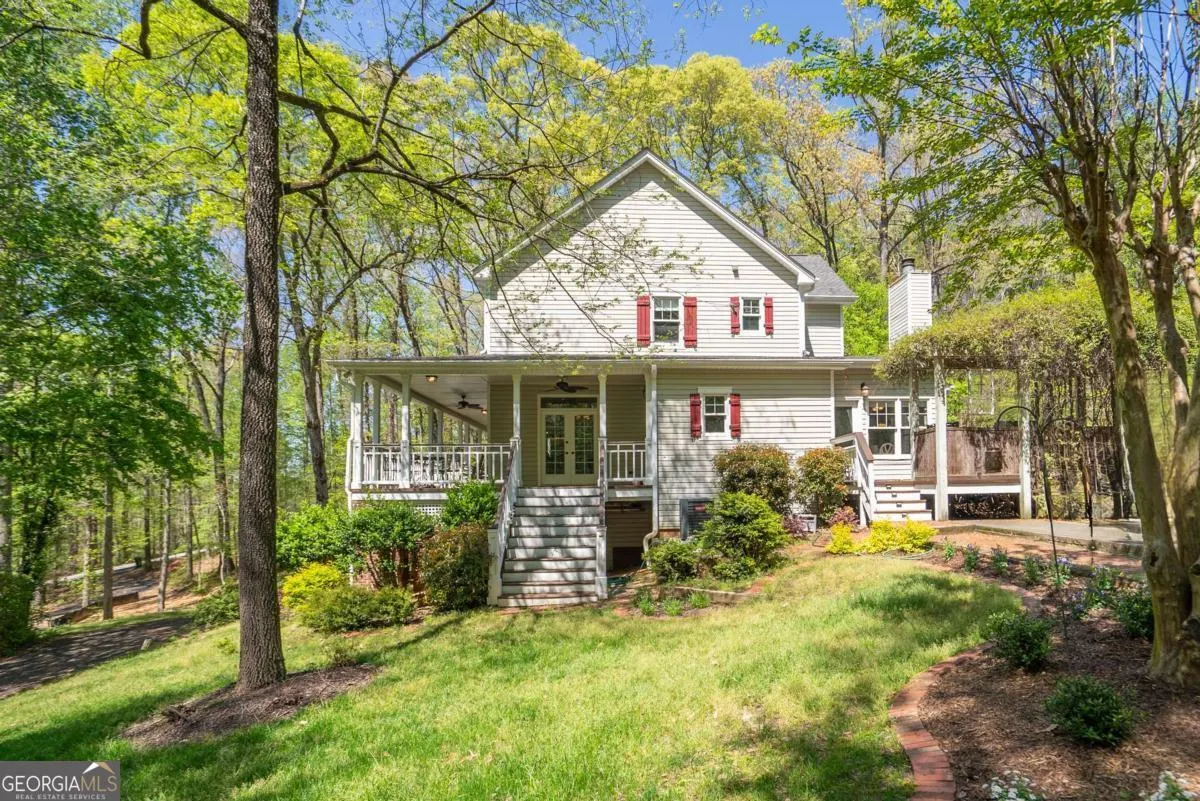 1660 Maple Ridge Drive