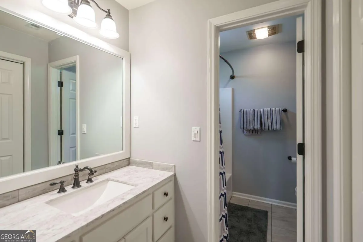 1660 Maple Ridge Drive