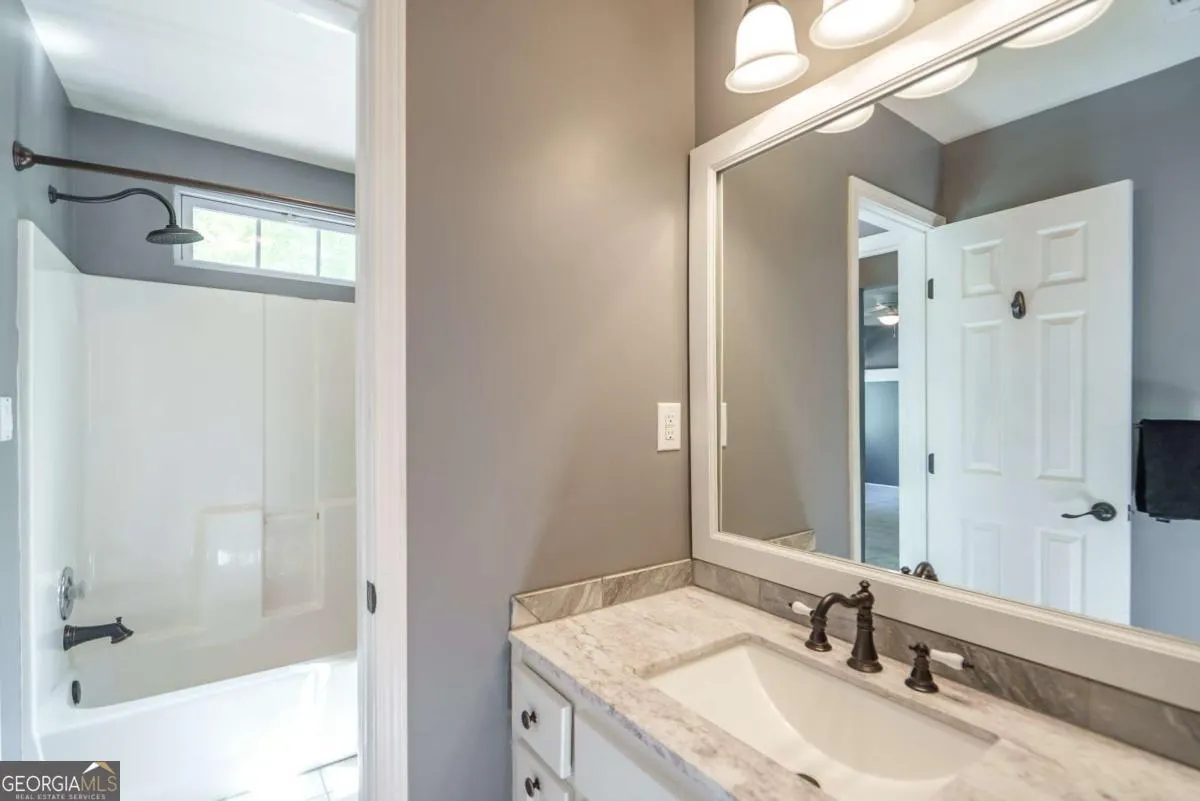 1660 Maple Ridge Drive