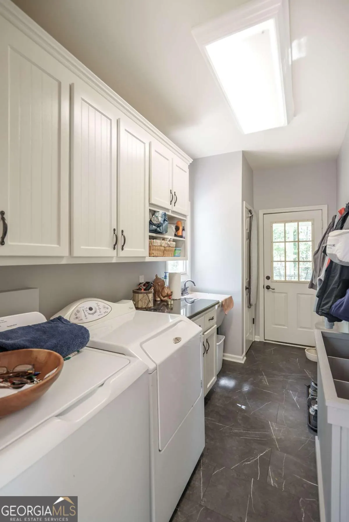1660 Maple Ridge Drive