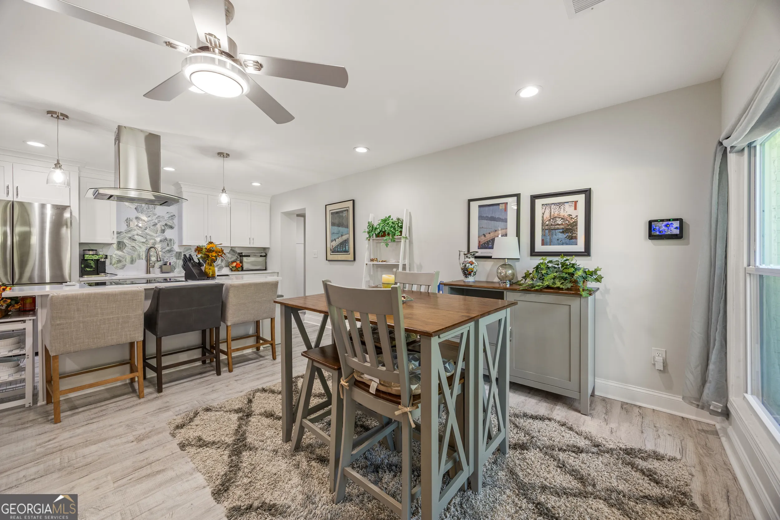 1948 STARMOUNT Way