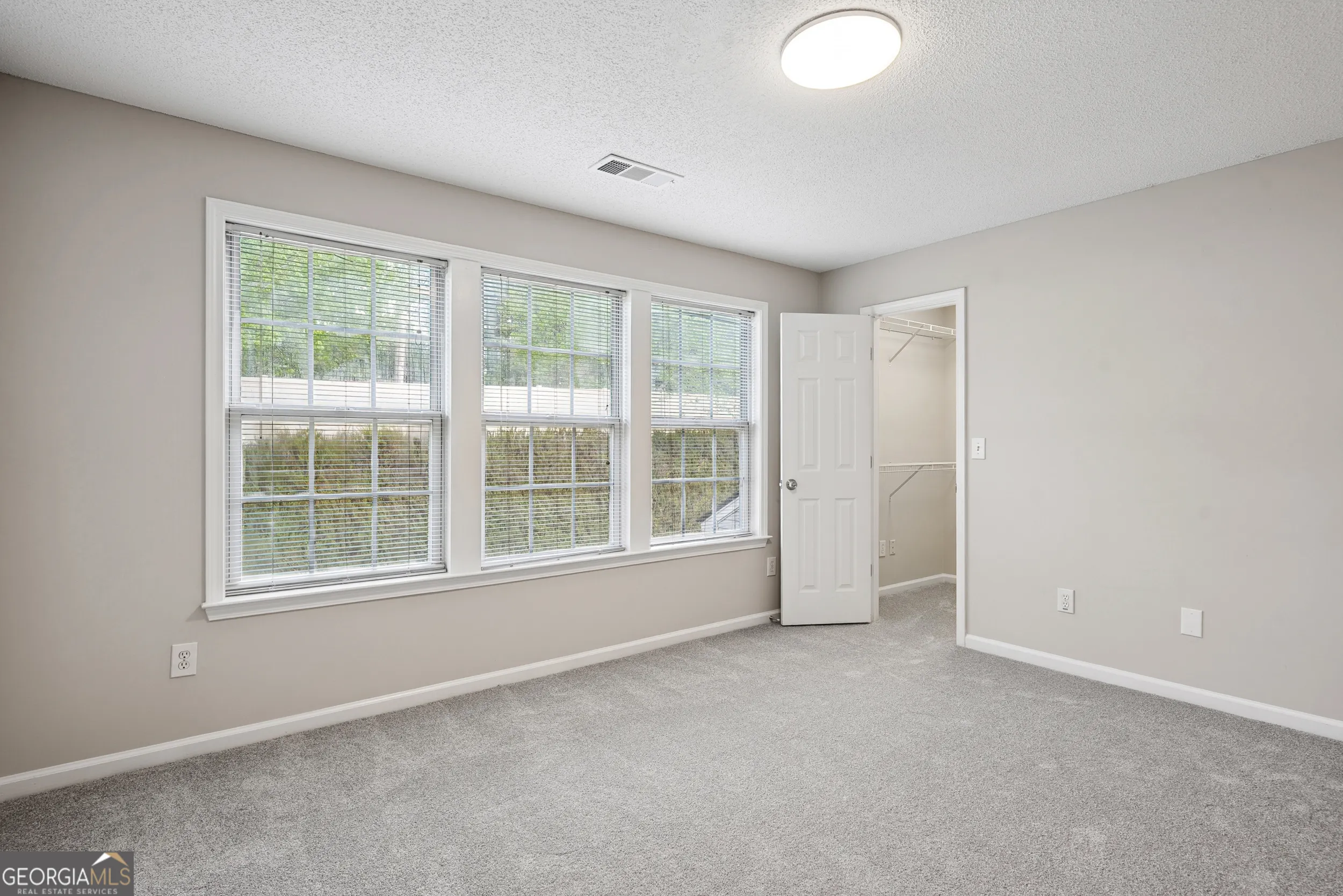 3742 Berkeley Crossing