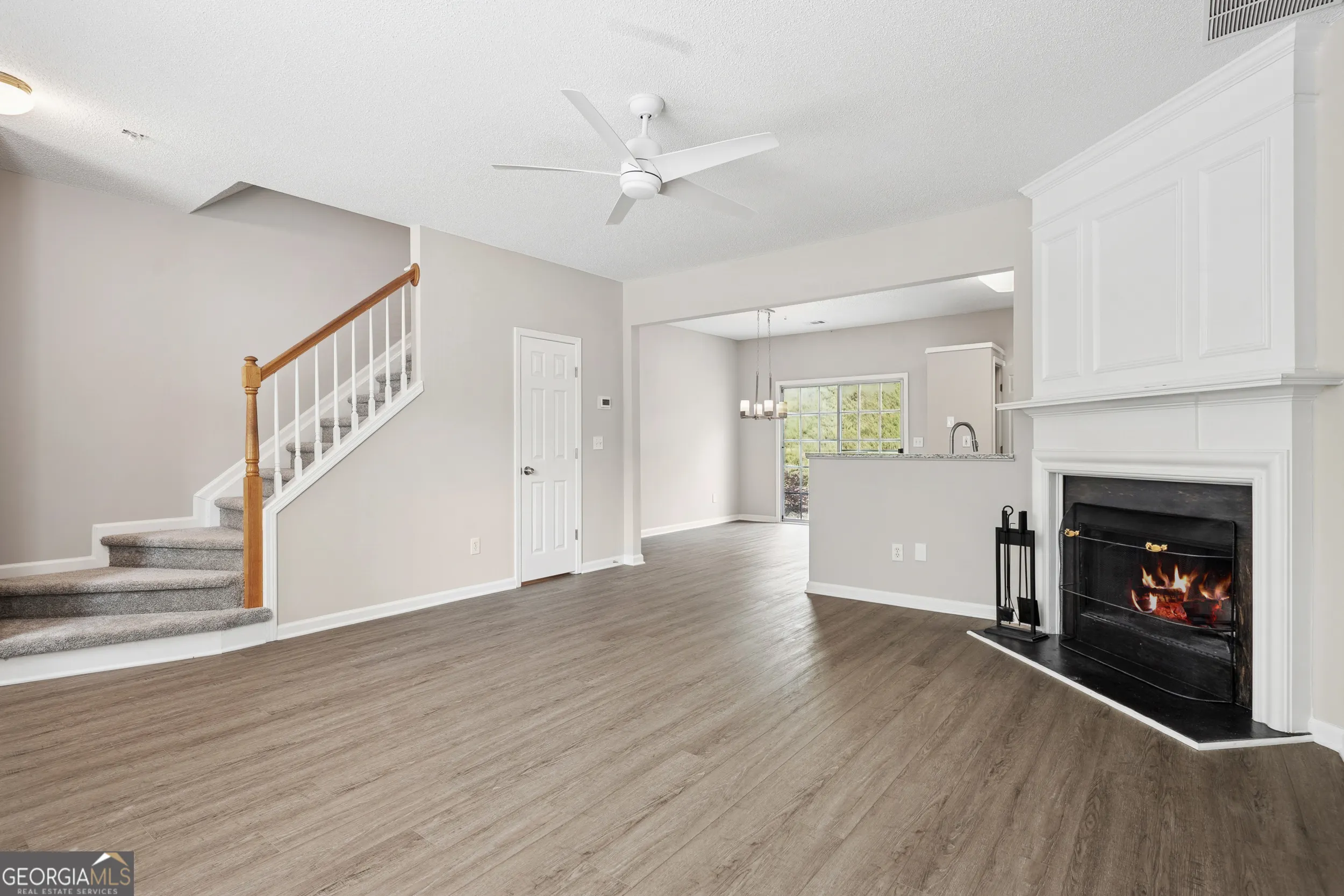 3742 Berkeley Crossing