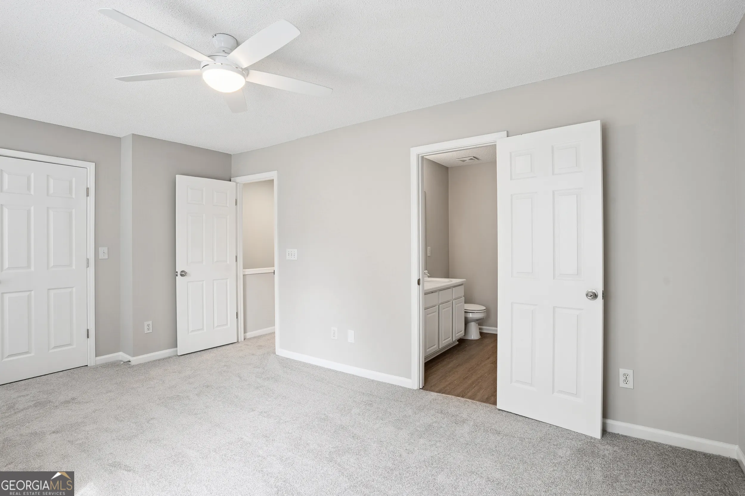 3742 Berkeley Crossing