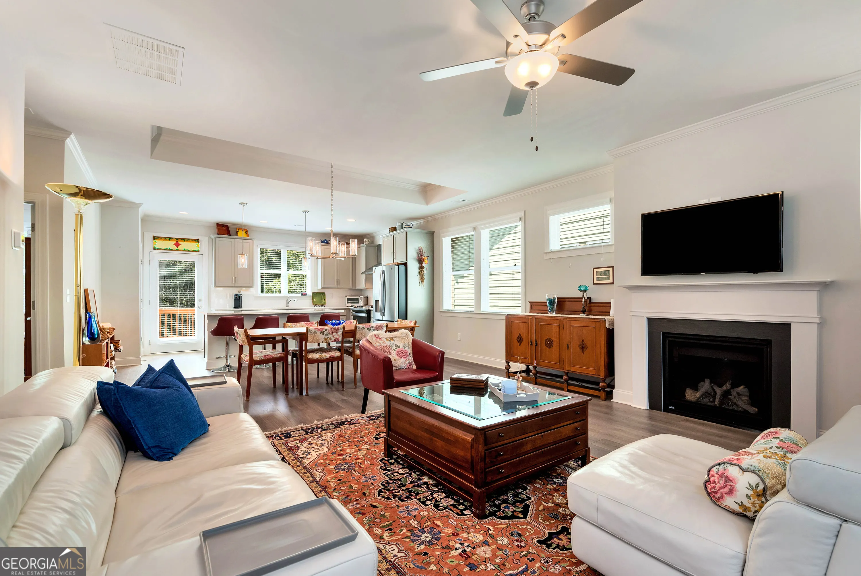 269 Grand Circle