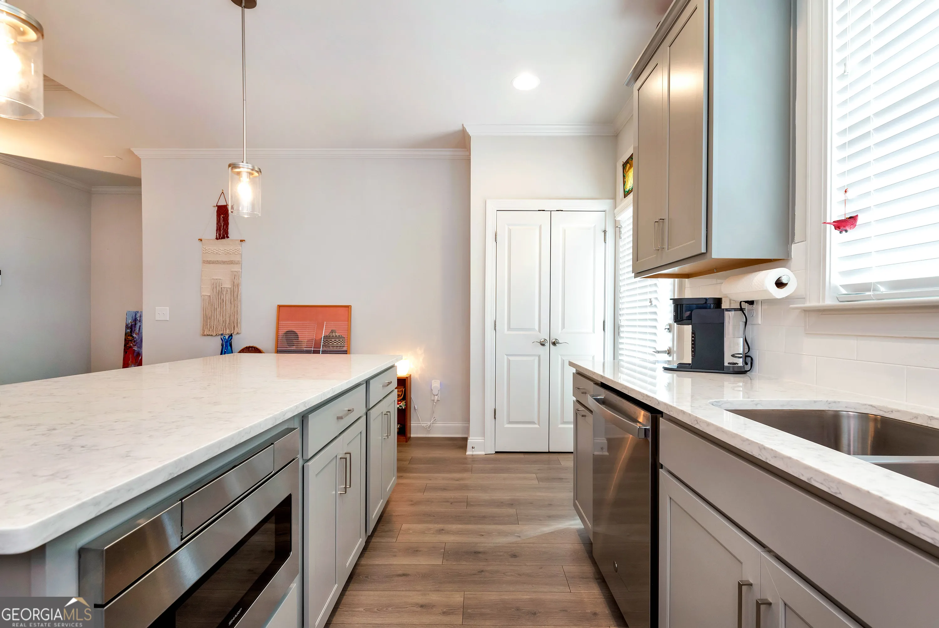 269 Grand Circle