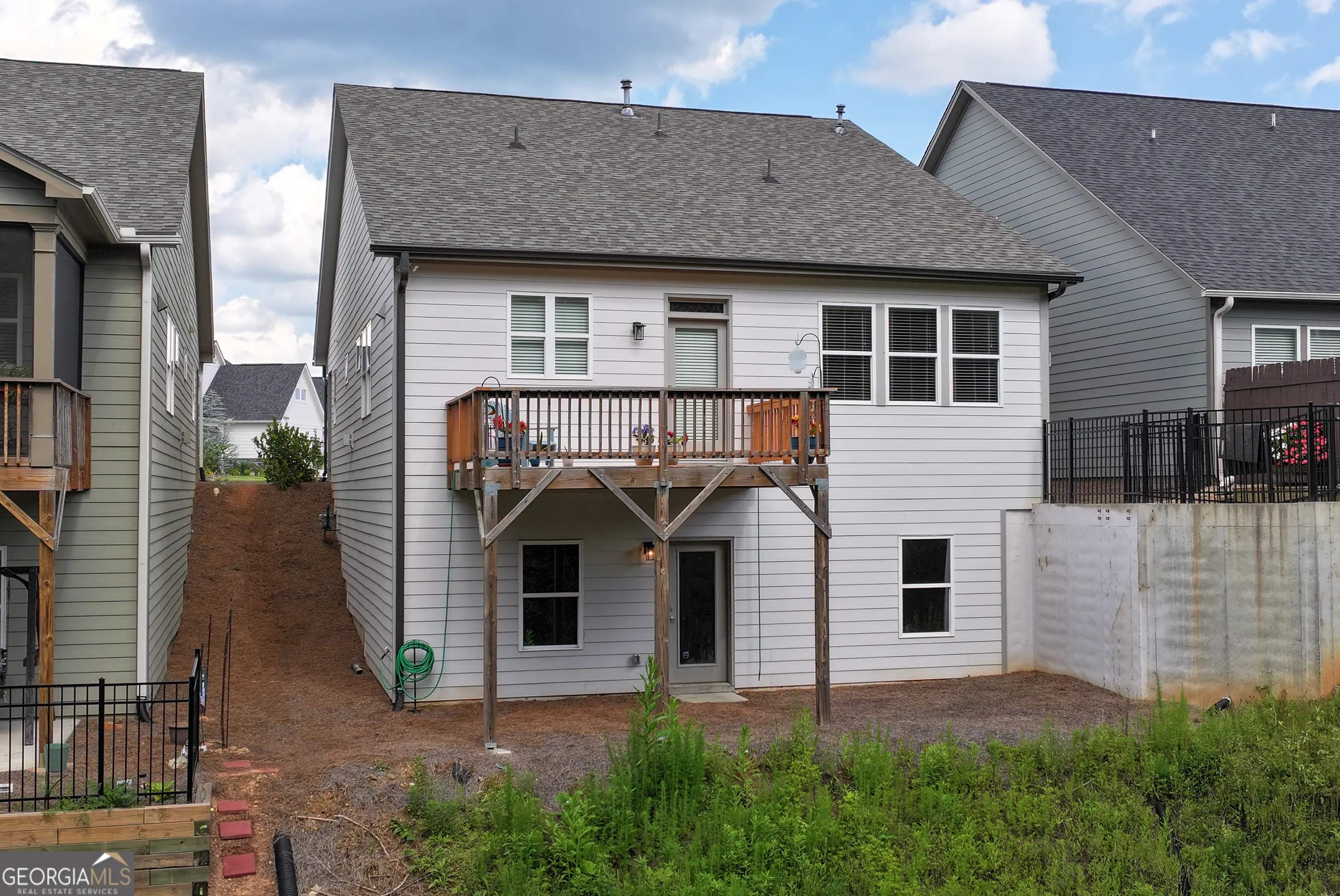 269 Grand Circle