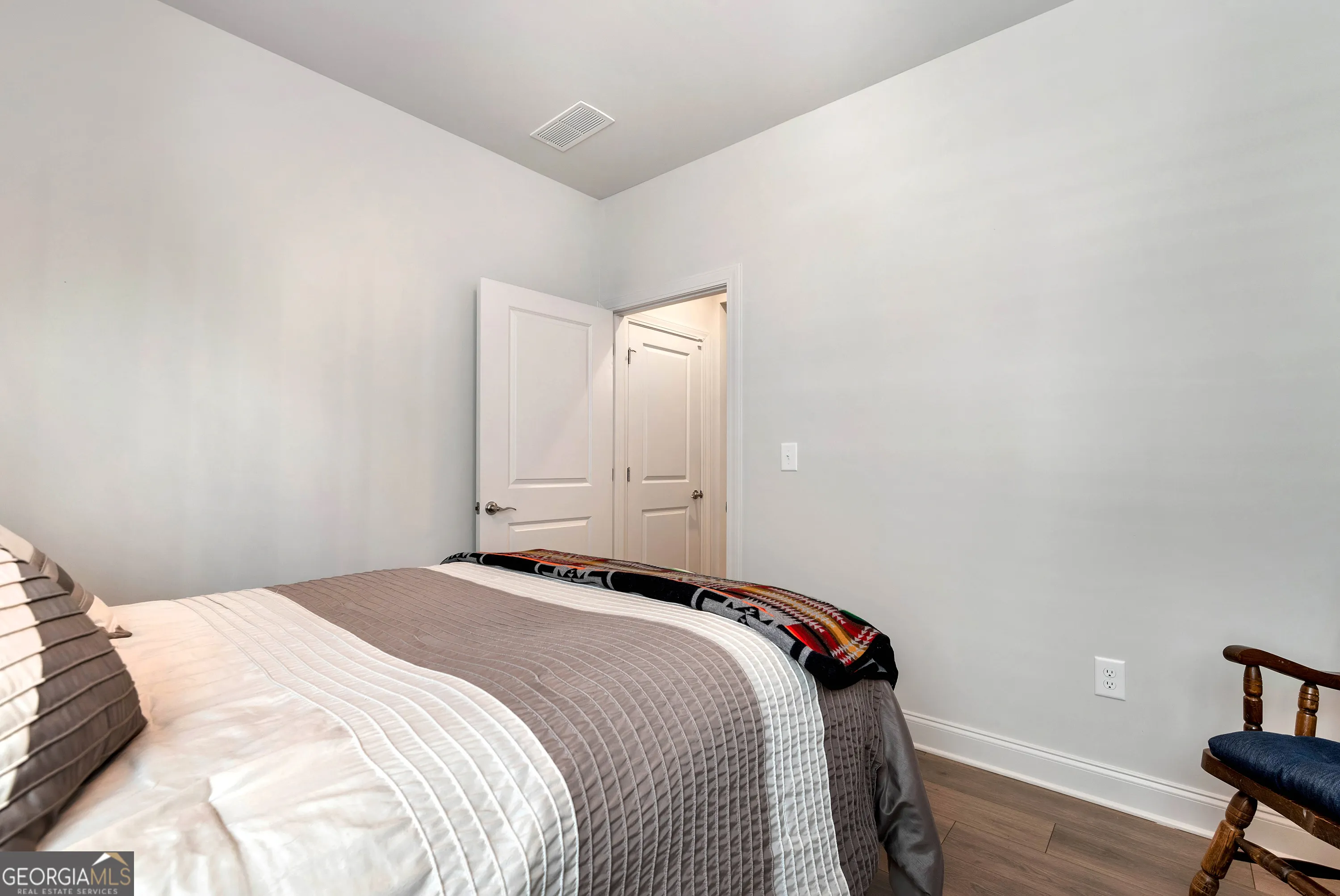 269 Grand Circle