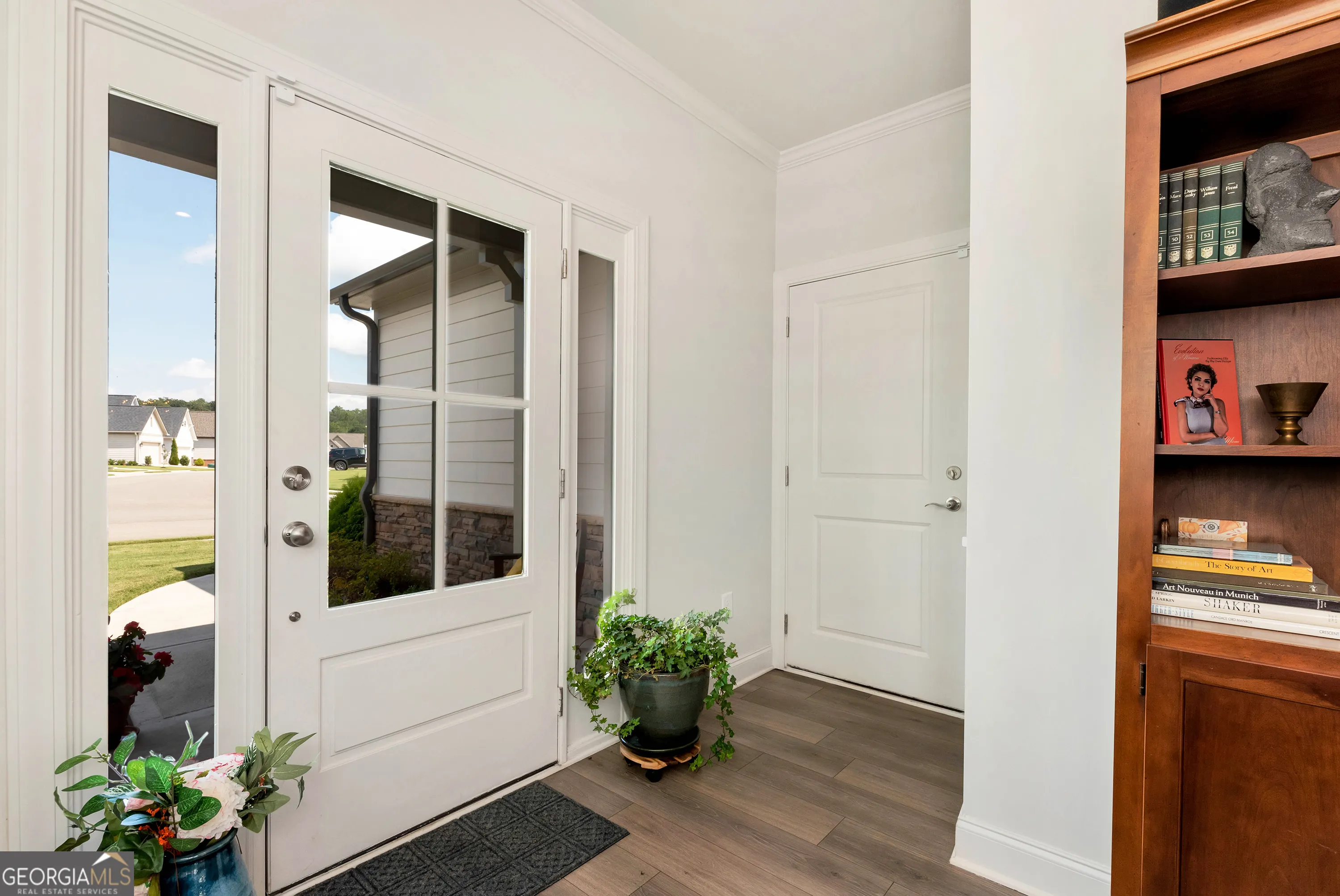 269 Grand Circle