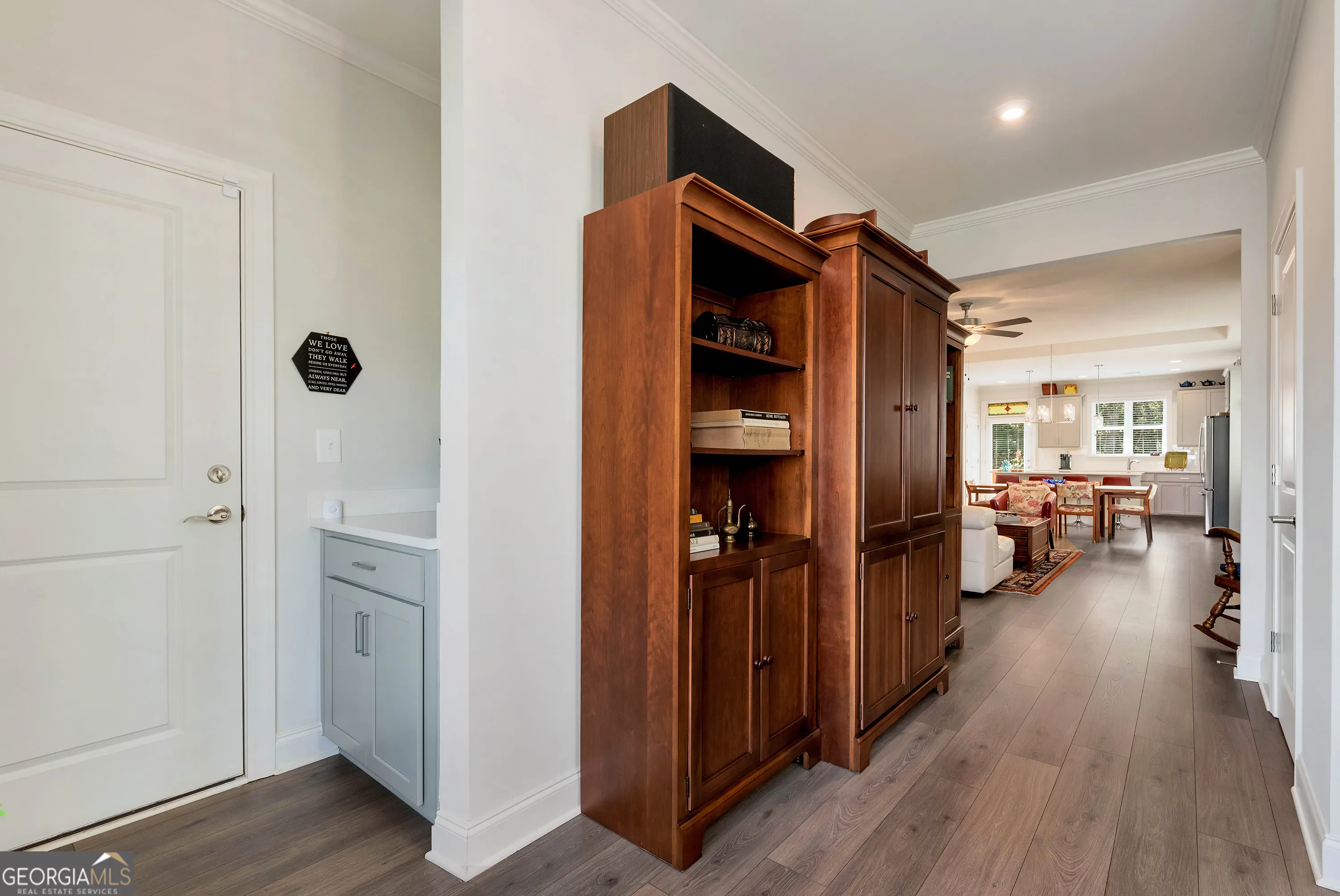 269 Grand Circle