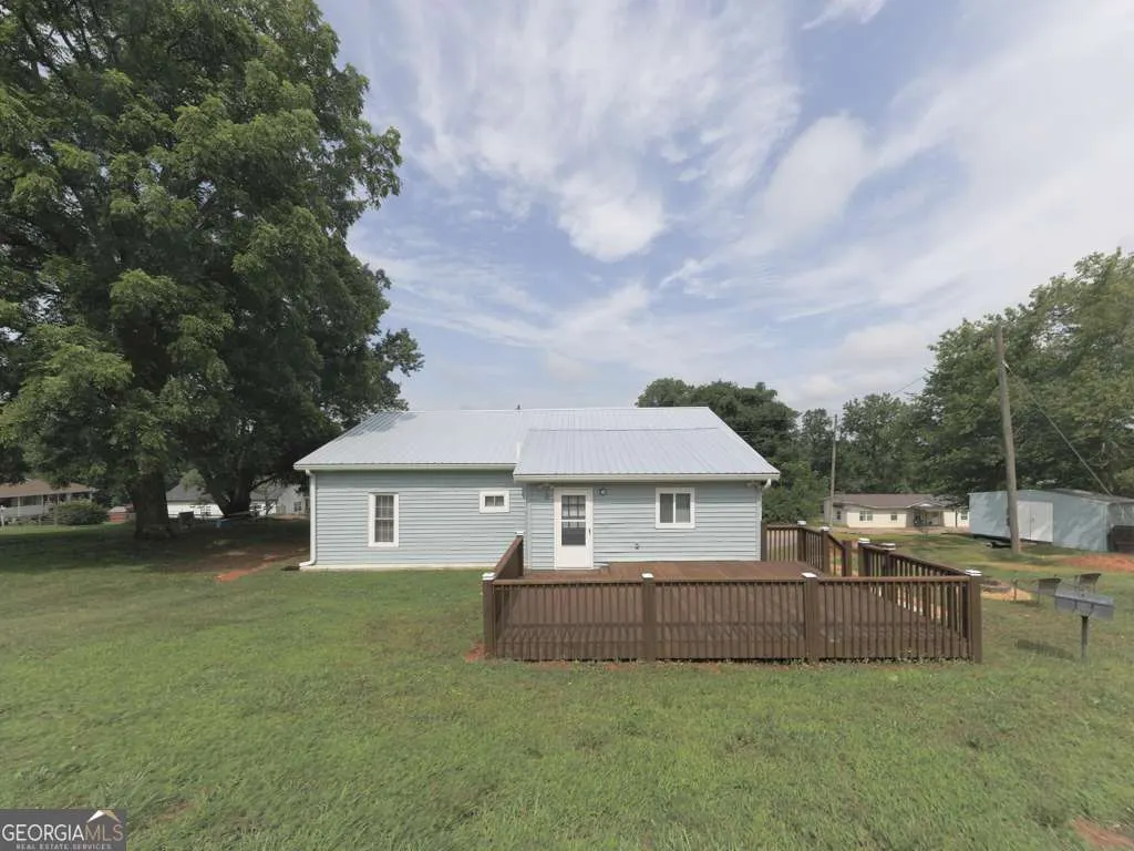 79 Hillside Street