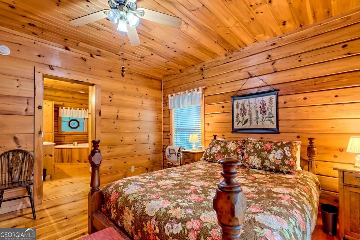 21 Ashley Trail