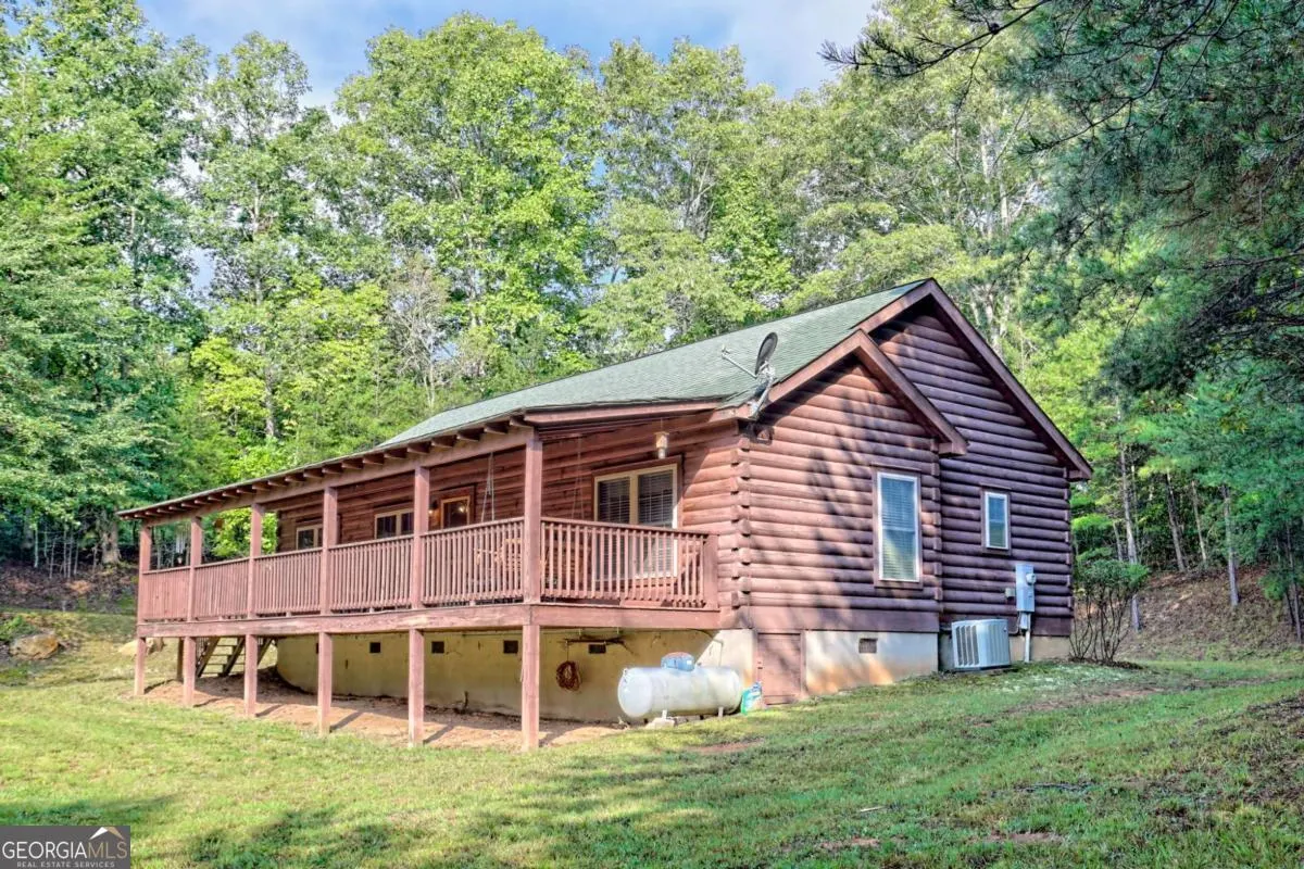 21 Ashley Trail