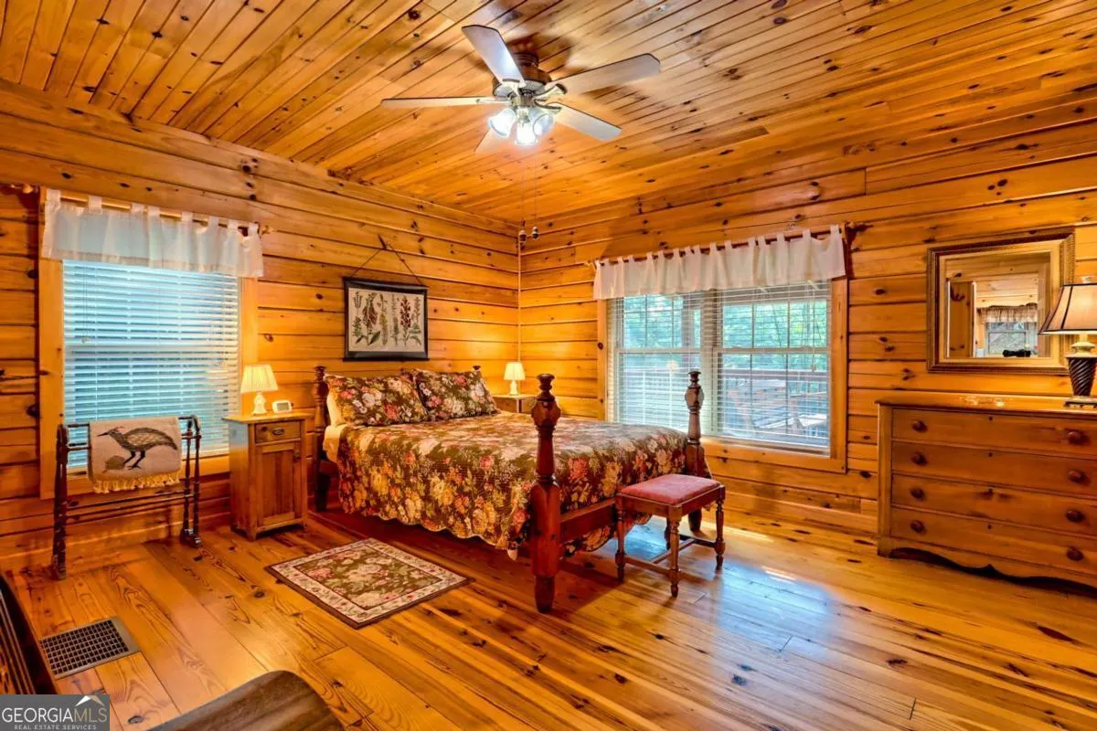 21 Ashley Trail