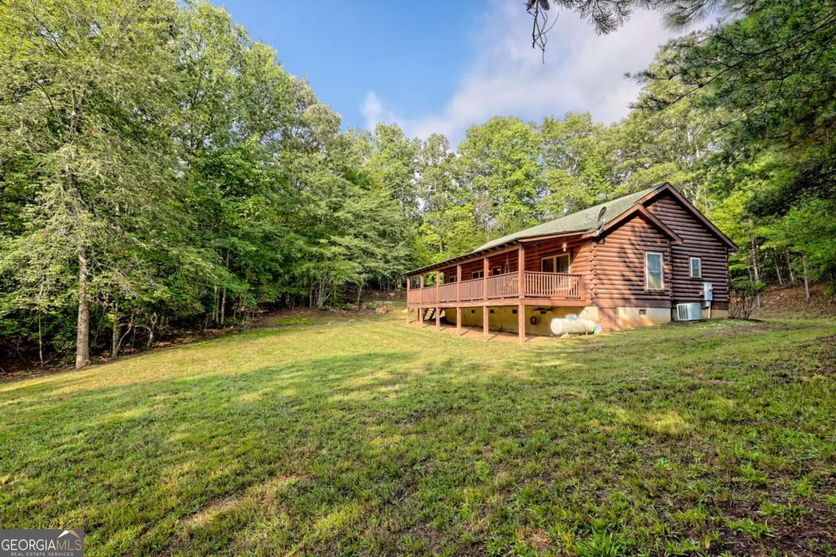21 Ashley Trail