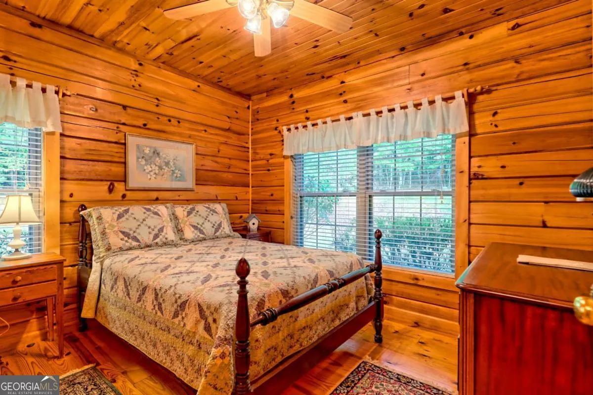 21 Ashley Trail