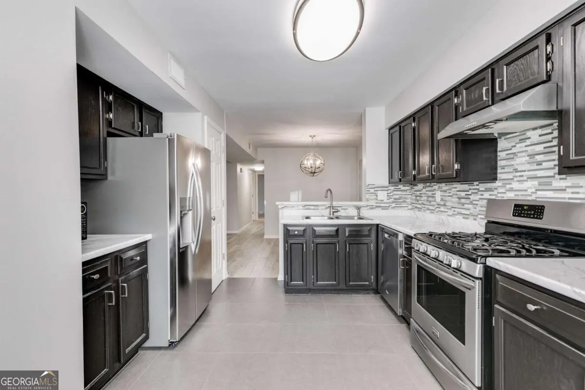 2135 N Forest Trail