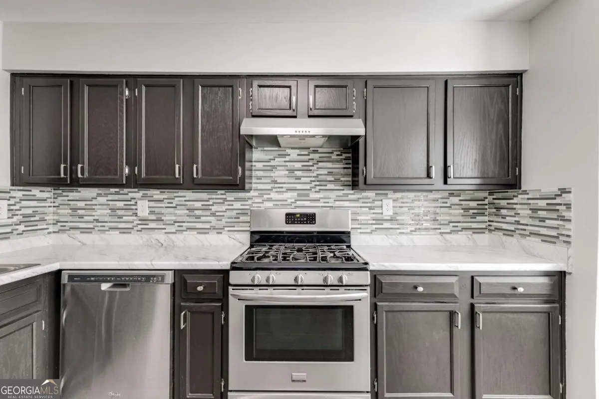 2135 N Forest Trail