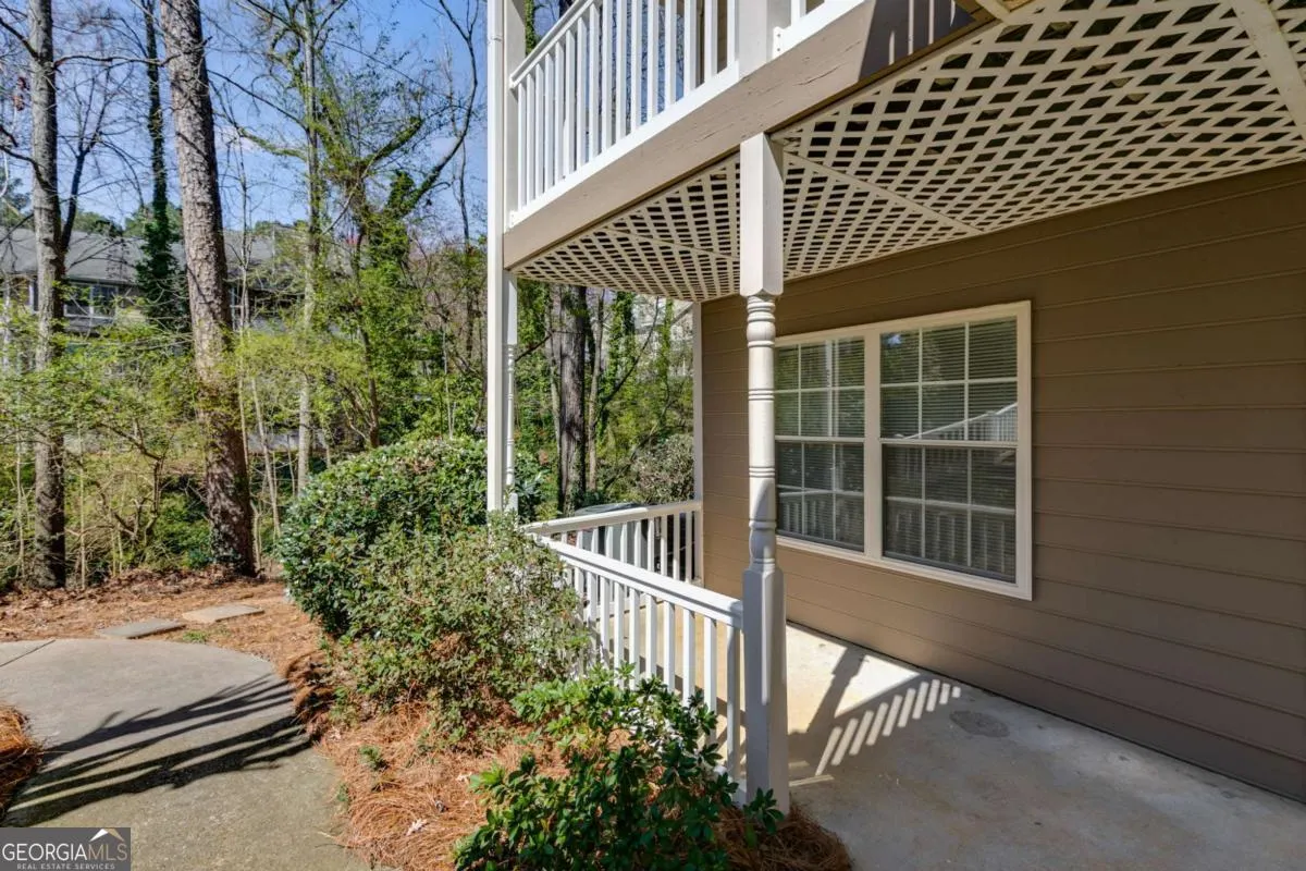 2135 N Forest Trail