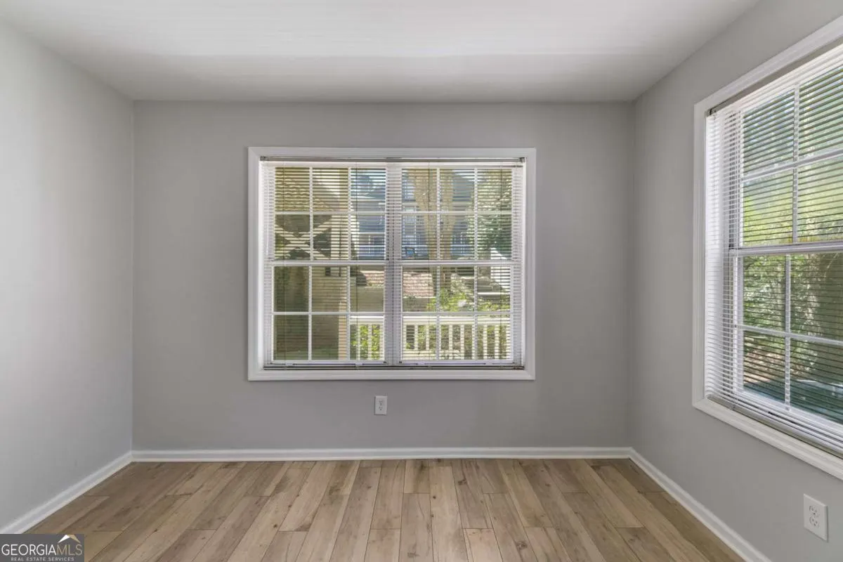 2135 N Forest Trail