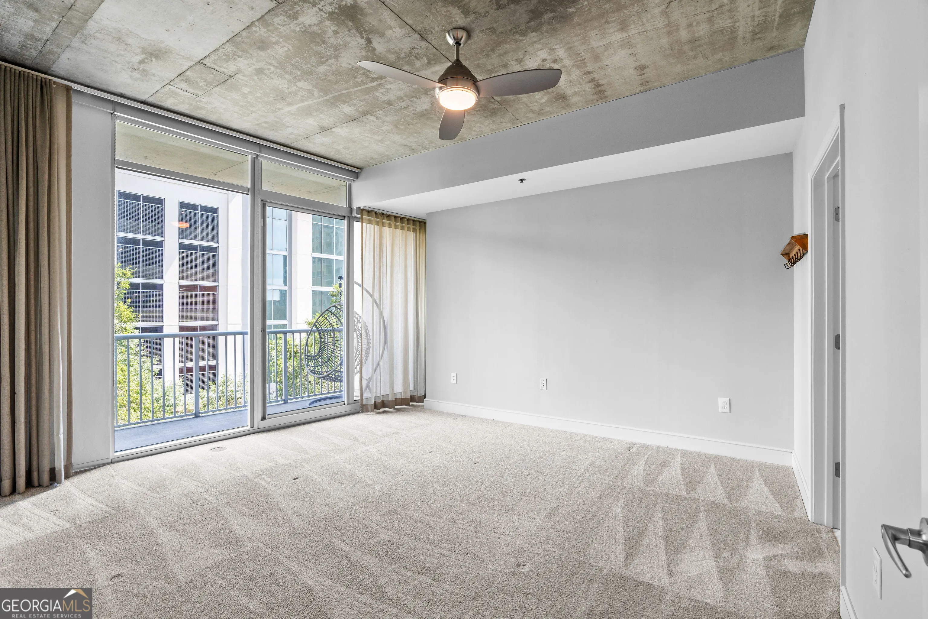609 950 W Peachtree Street NW, #609