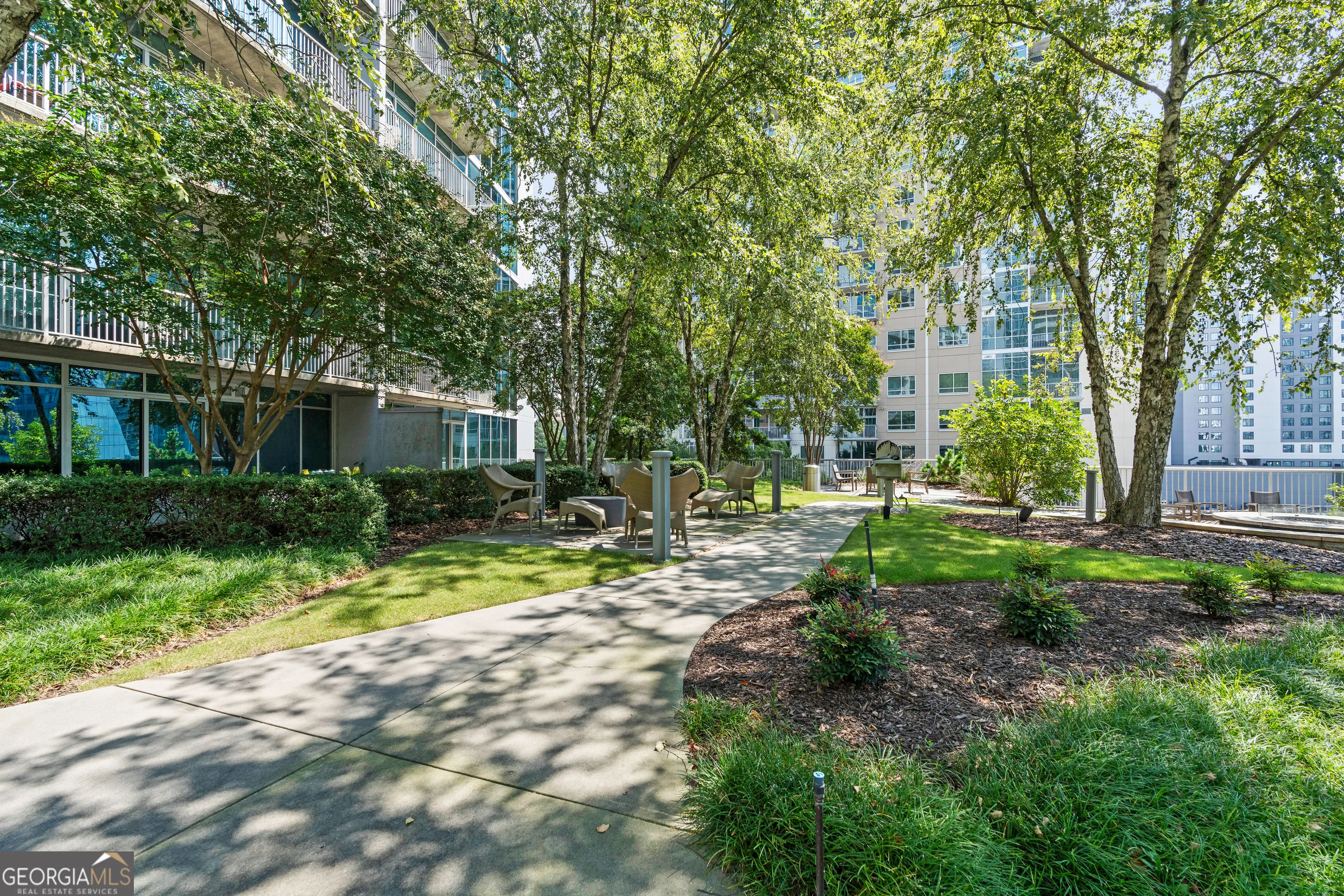 609 950 W Peachtree Street NW, #609