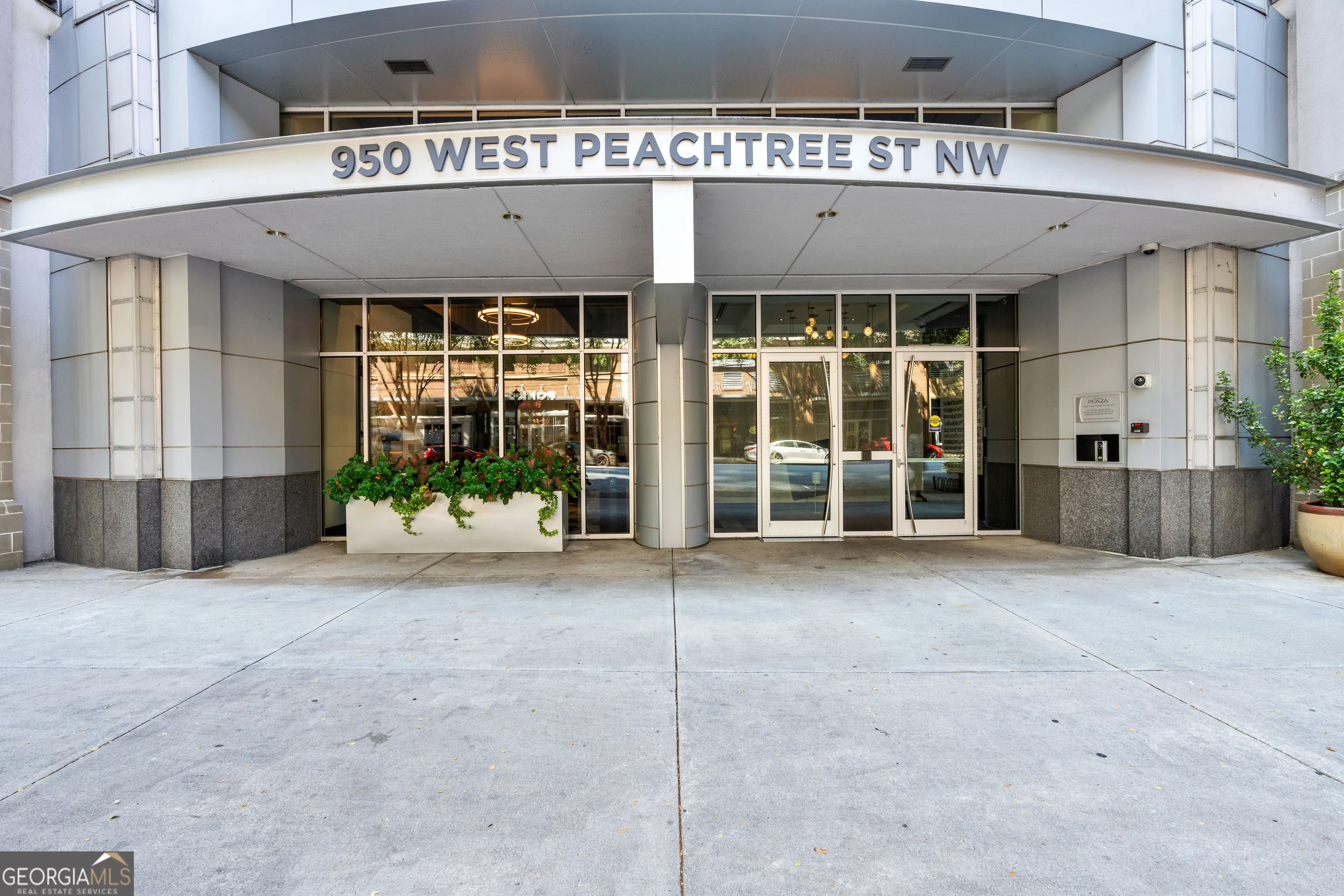 609 950 W Peachtree Street NW, #609