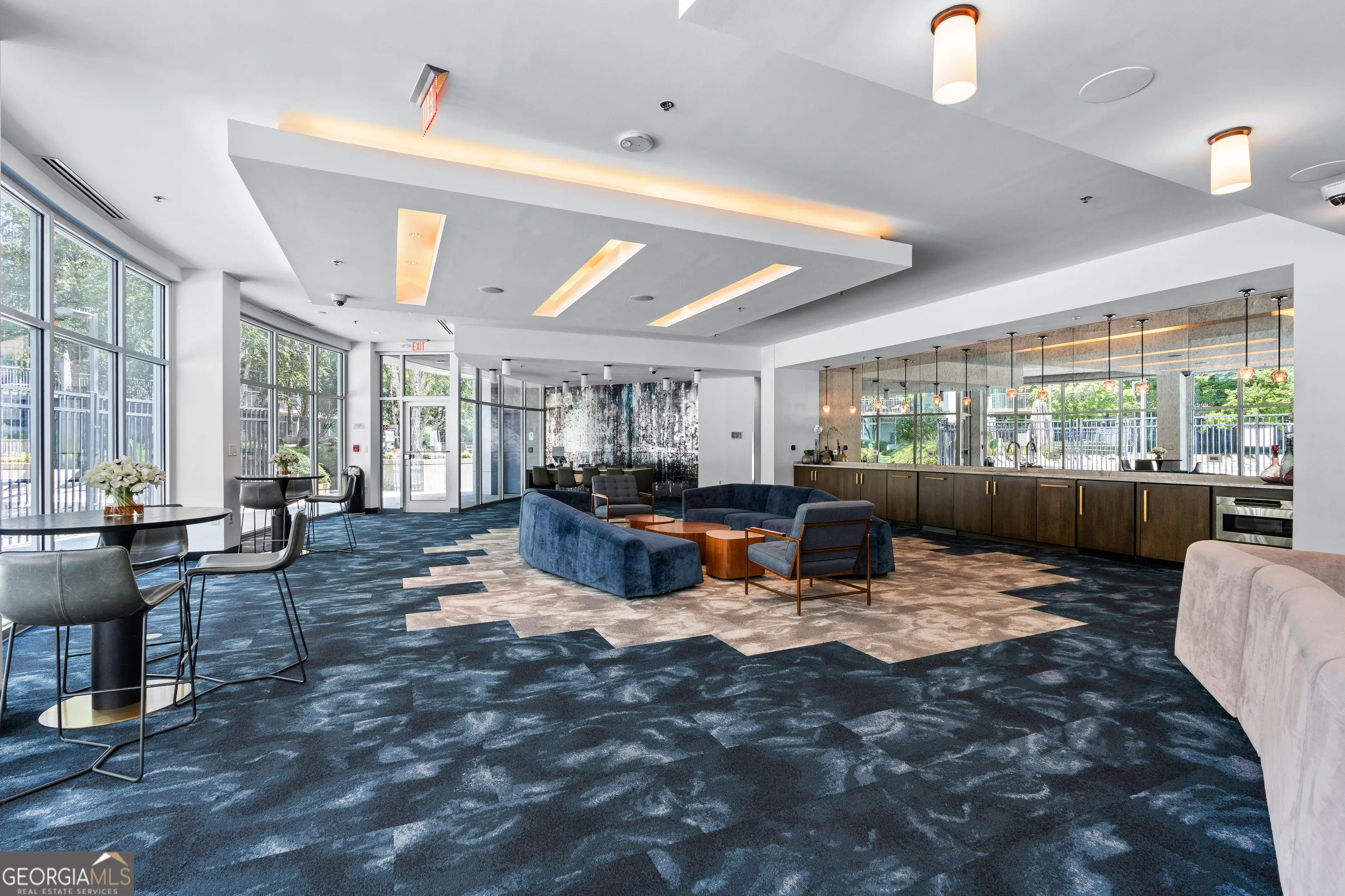 609 950 W Peachtree Street NW, #609