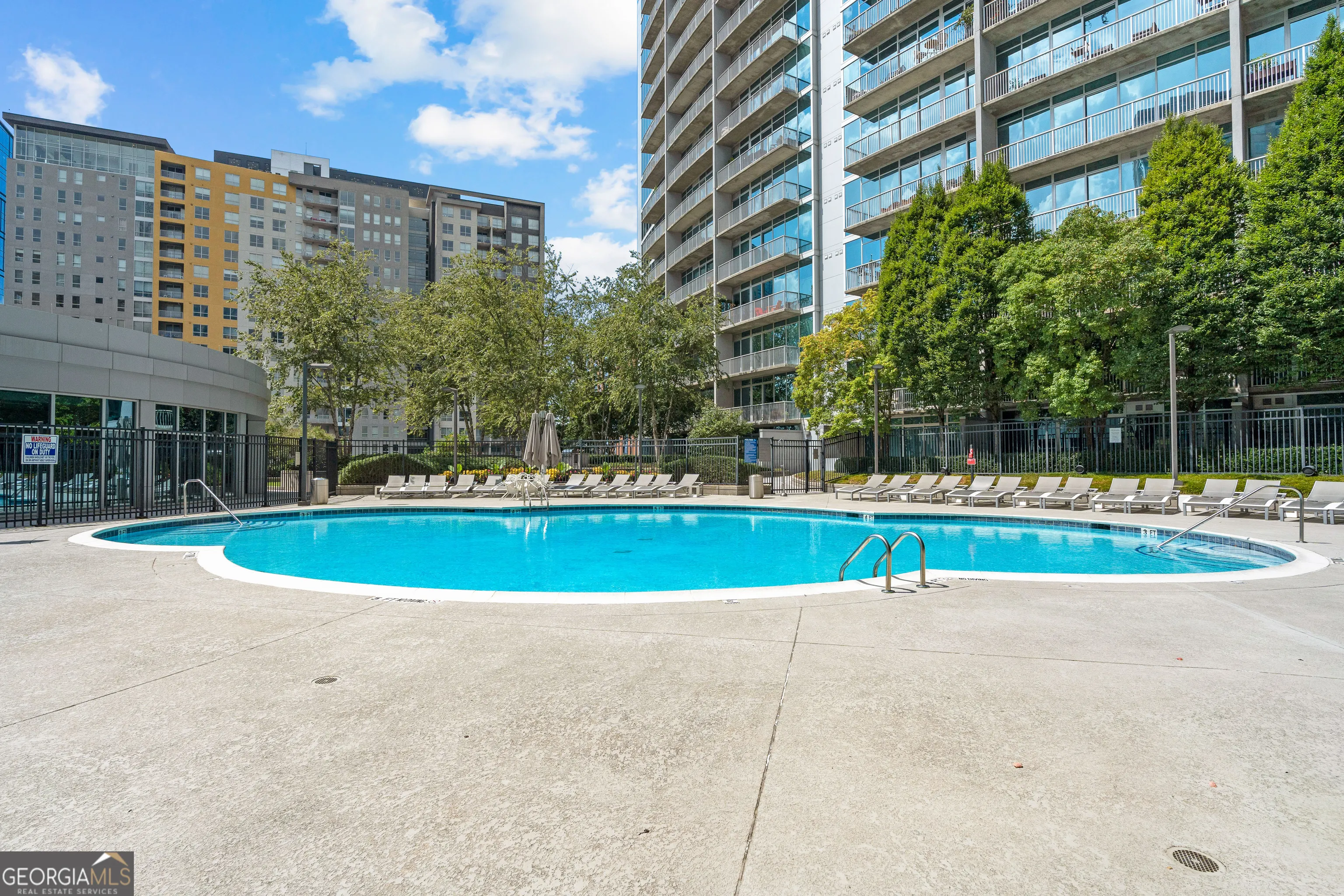 609 950 W Peachtree Street NW, #609