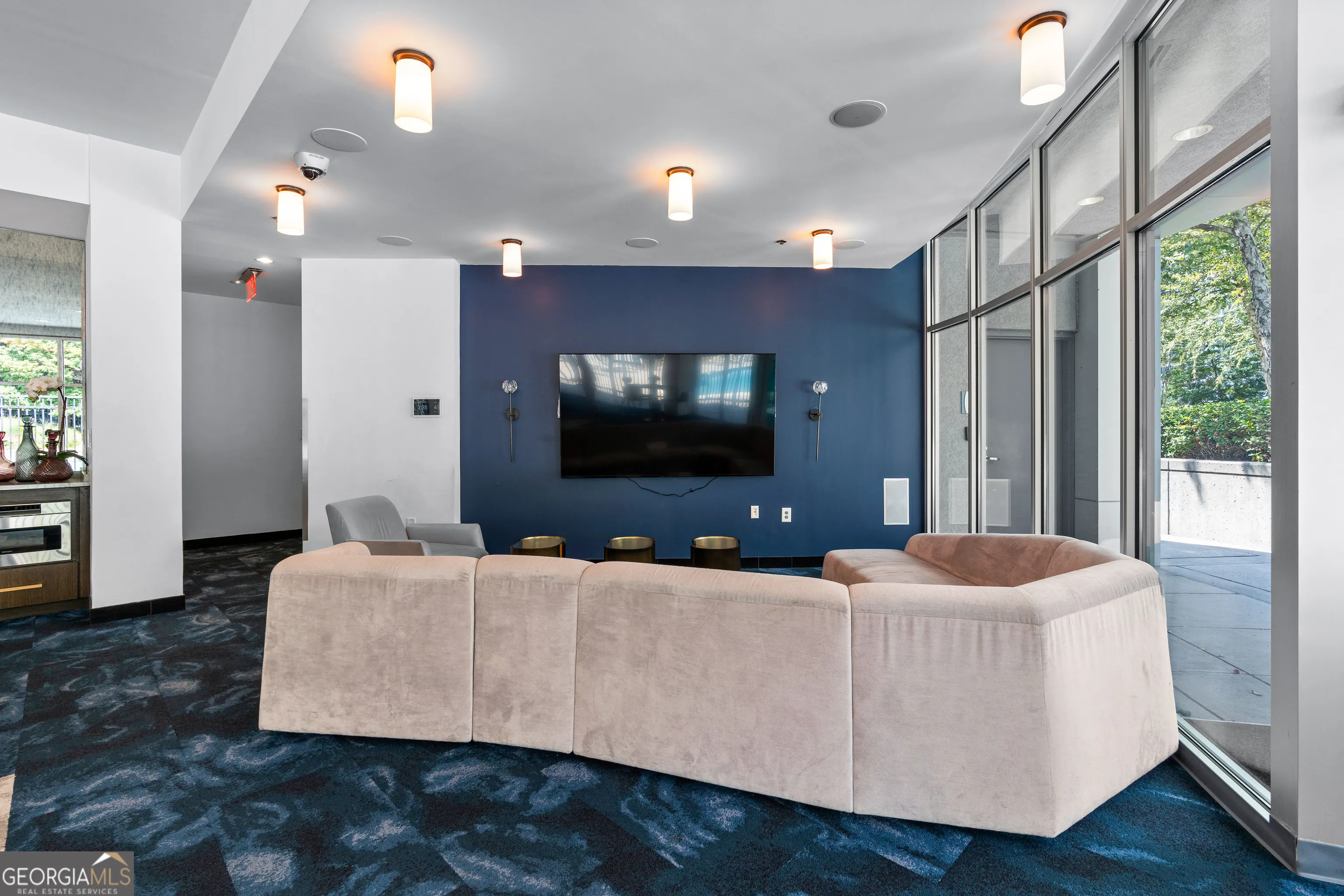 609 950 W Peachtree Street NW, #609