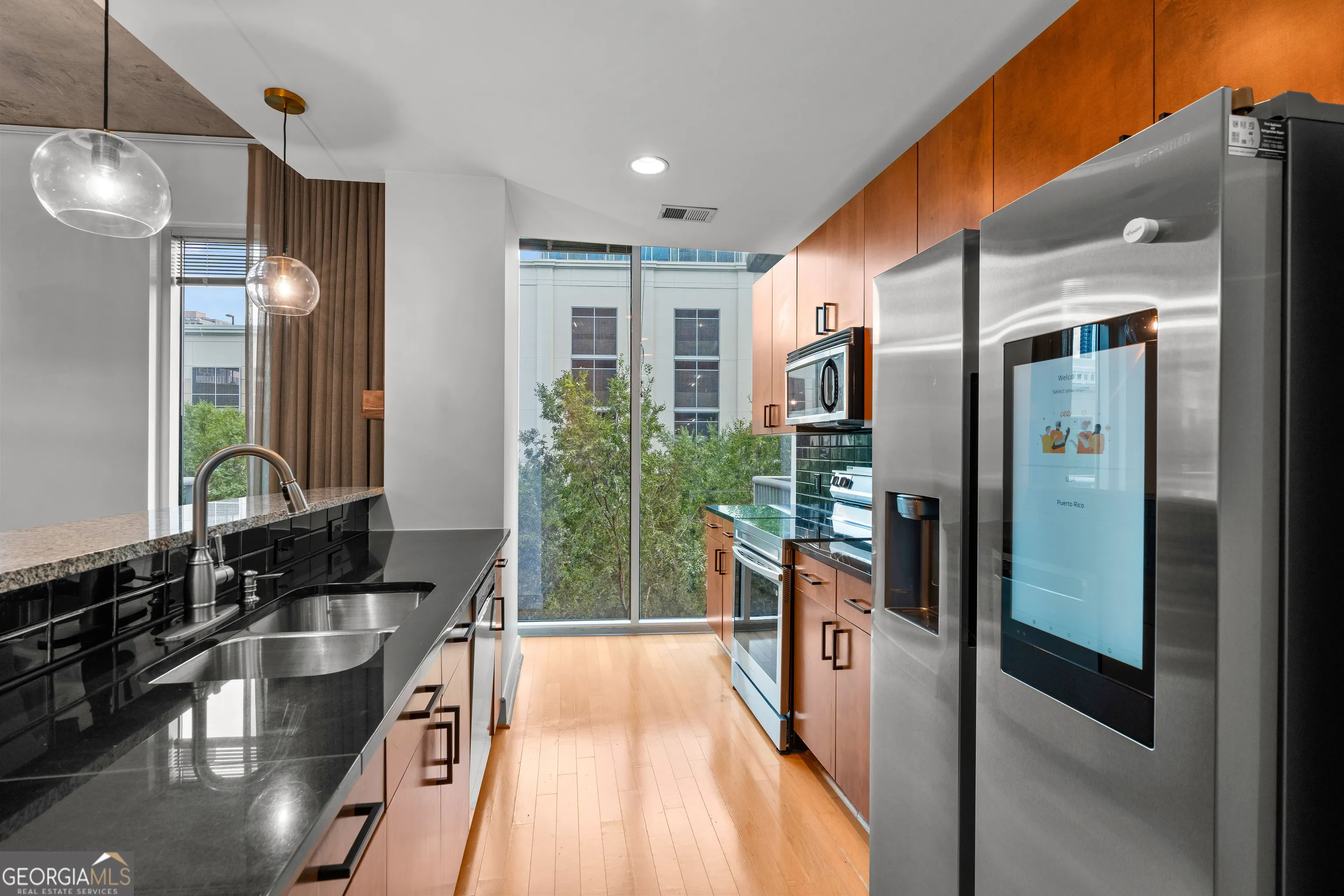 609 950 W Peachtree Street NW, #609