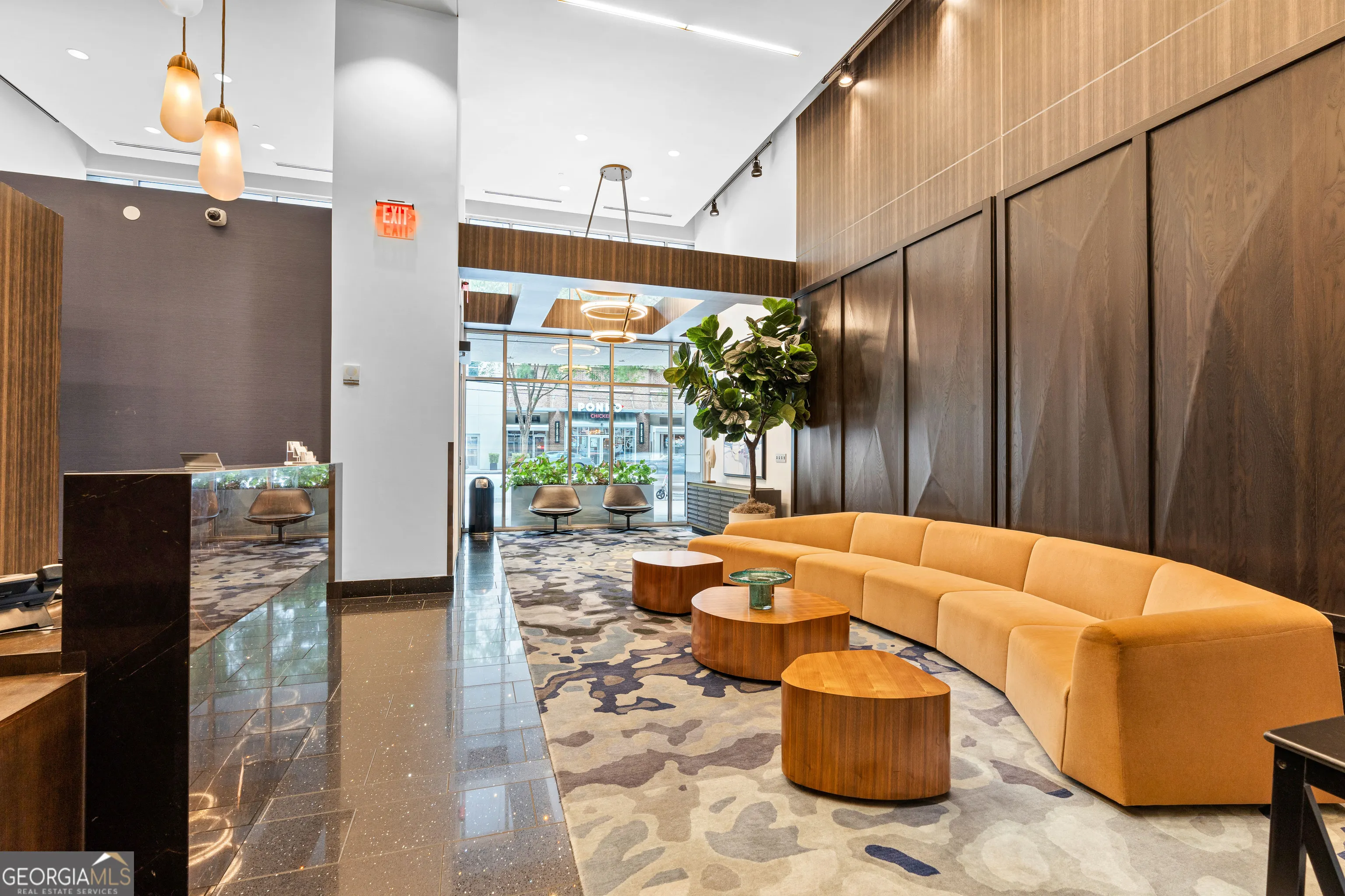 609 950 W Peachtree Street NW, #609