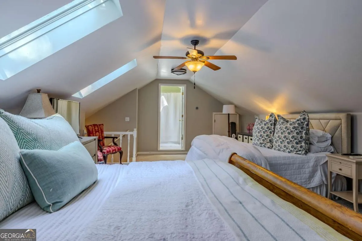 13 SE Townview Road