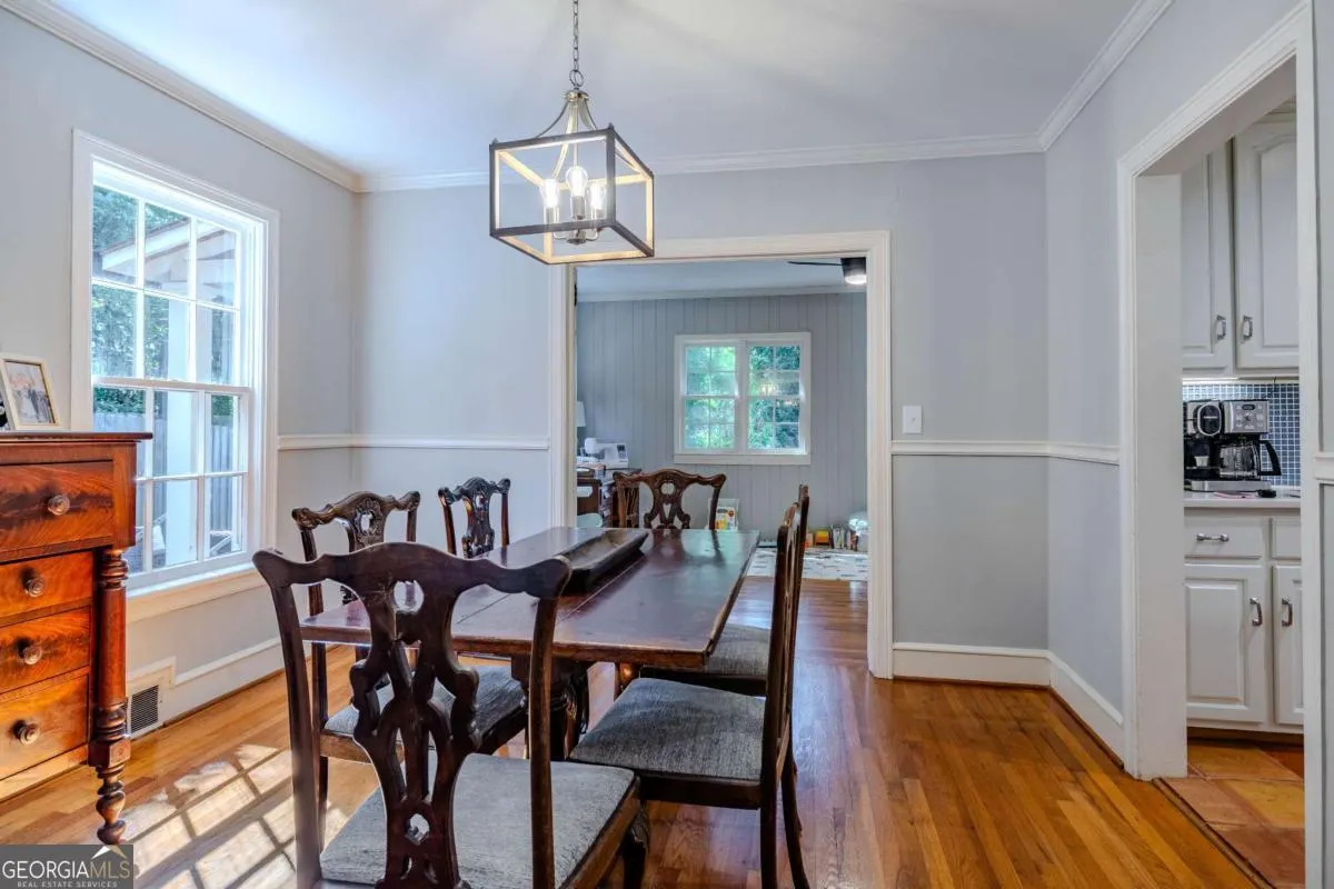 13 SE Townview Road