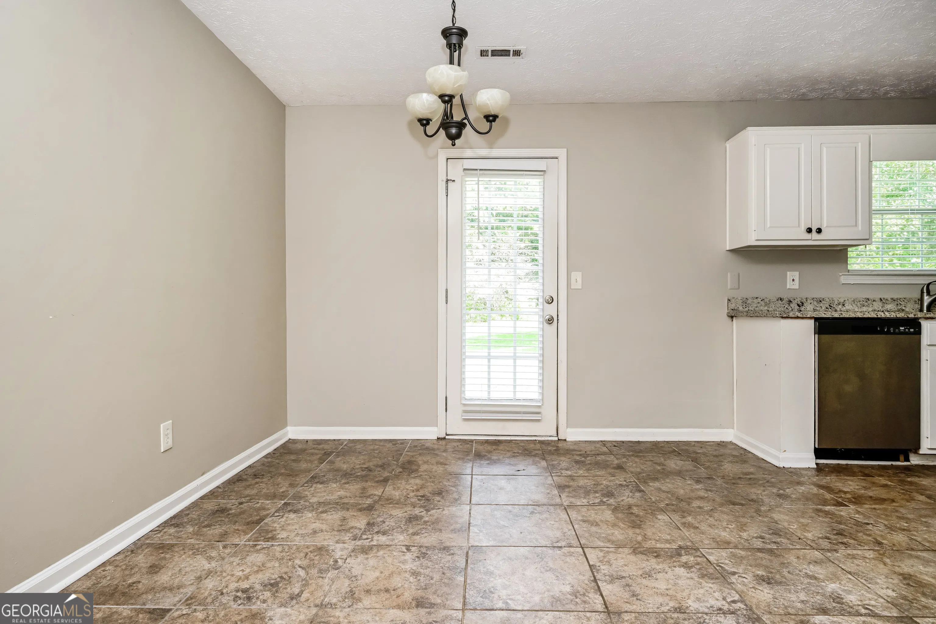 105 Falcon Ridge Drive