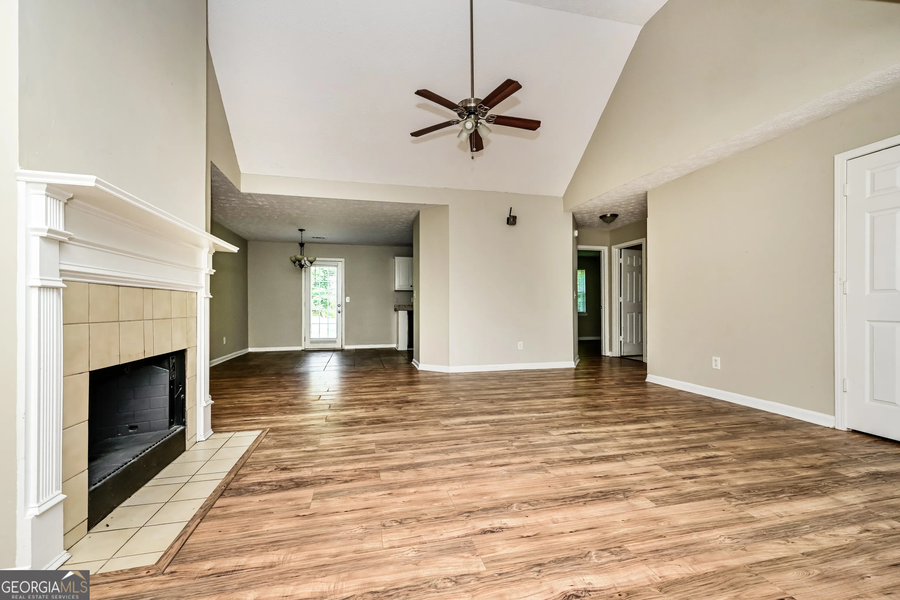 105 Falcon Ridge Drive