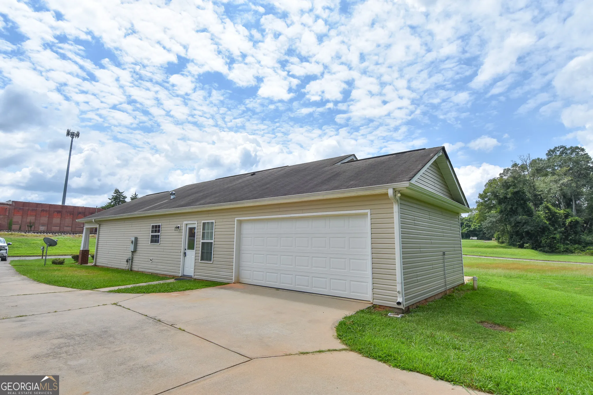 202 Northside Drive