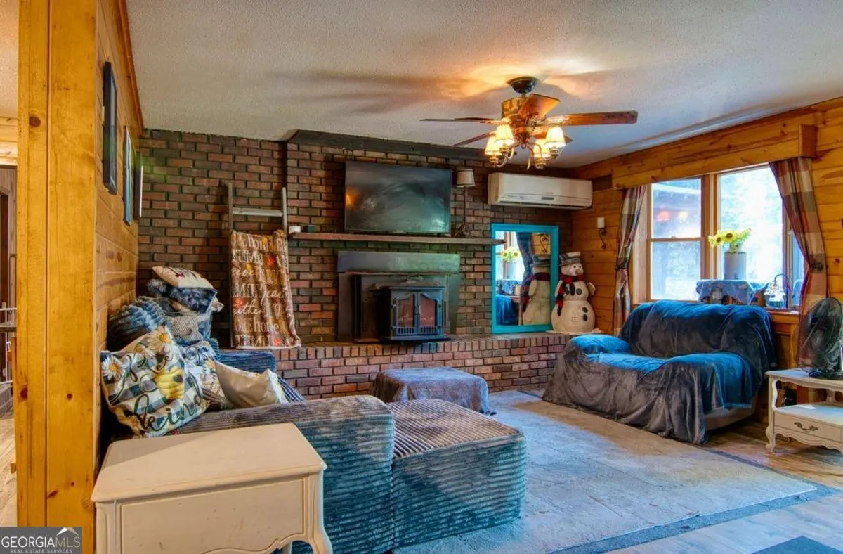 5706 Tails Creek Road