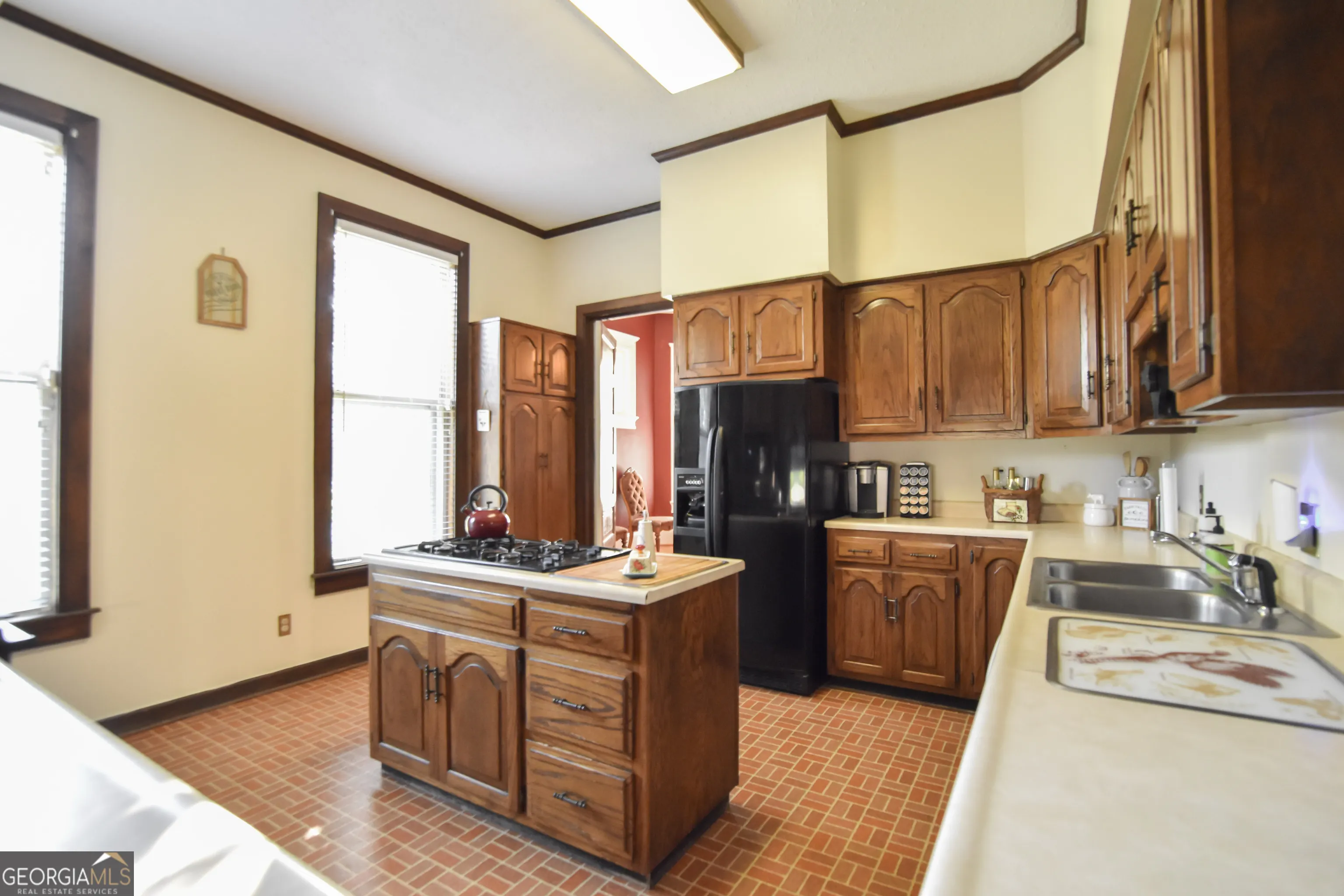 802 Mulberry Street