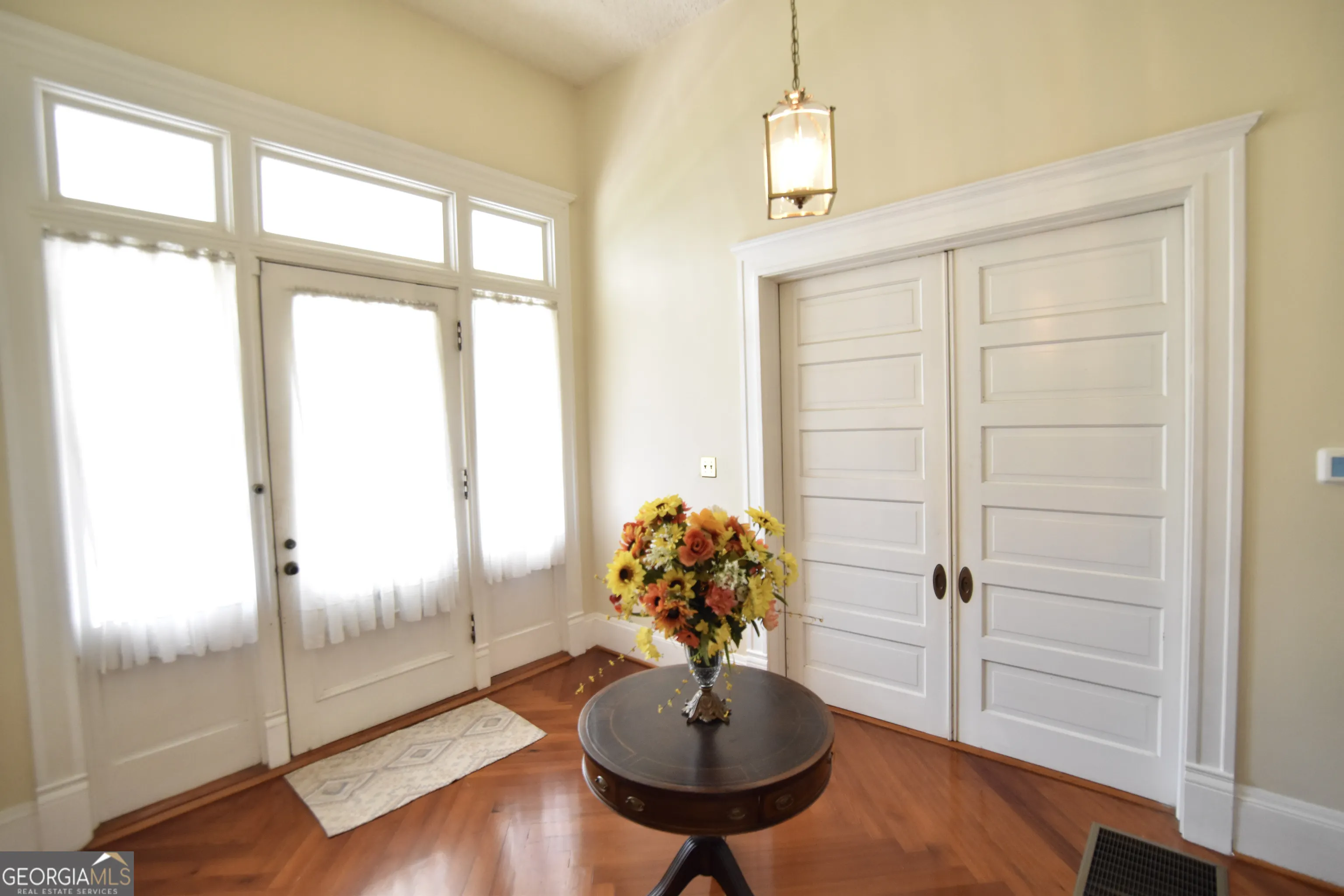 802 Mulberry Street