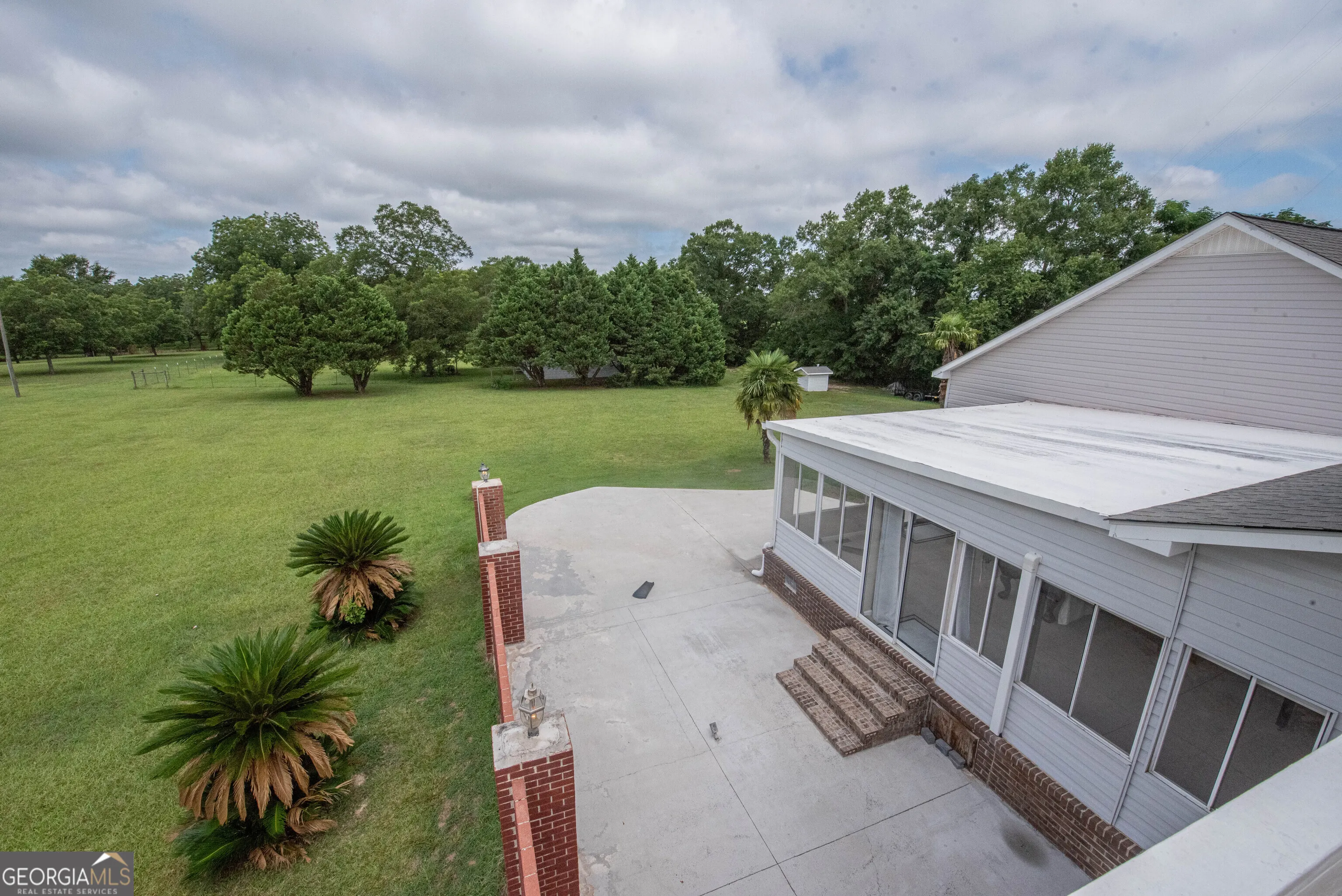 8715 Hwy 41