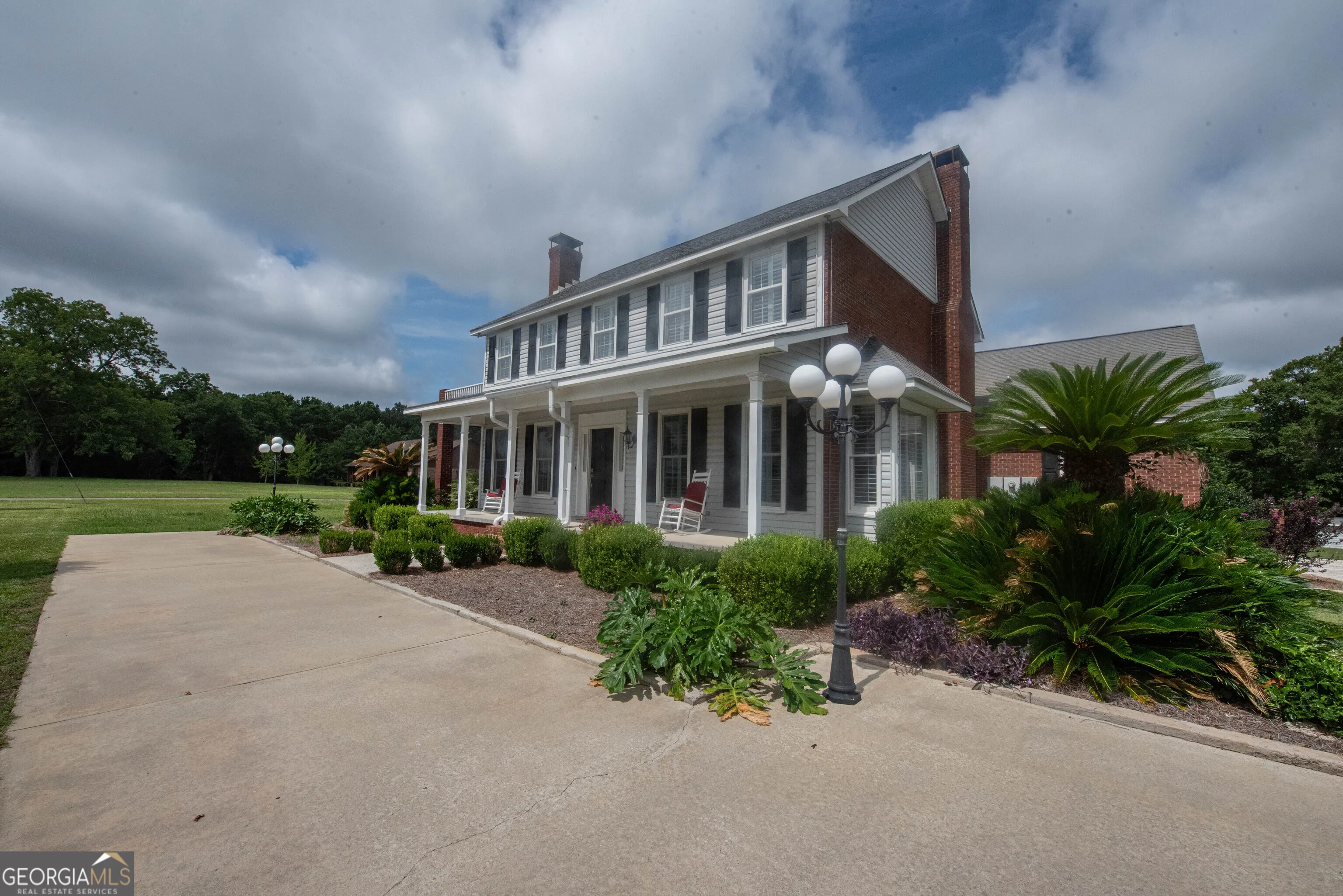 8715 Hwy 41
