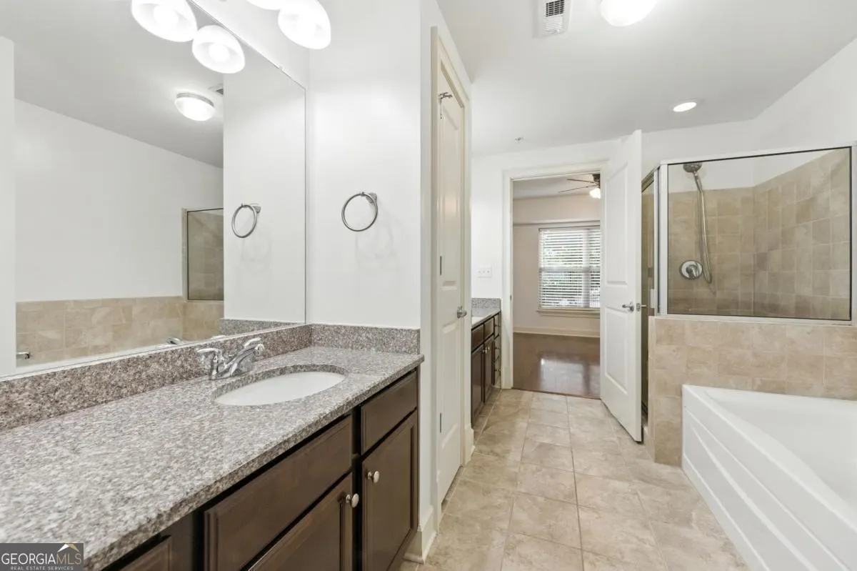120 200 River Vista Drive, #120