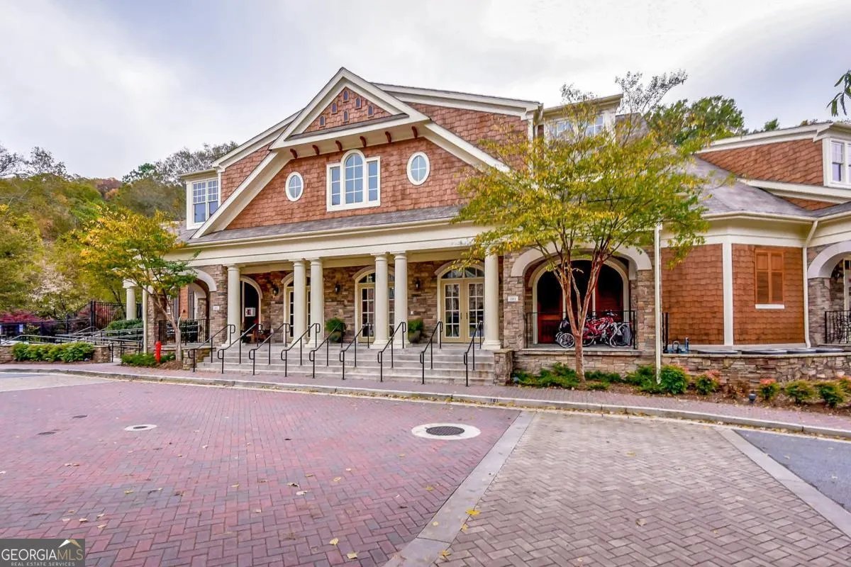 120 200 River Vista Drive, #120
