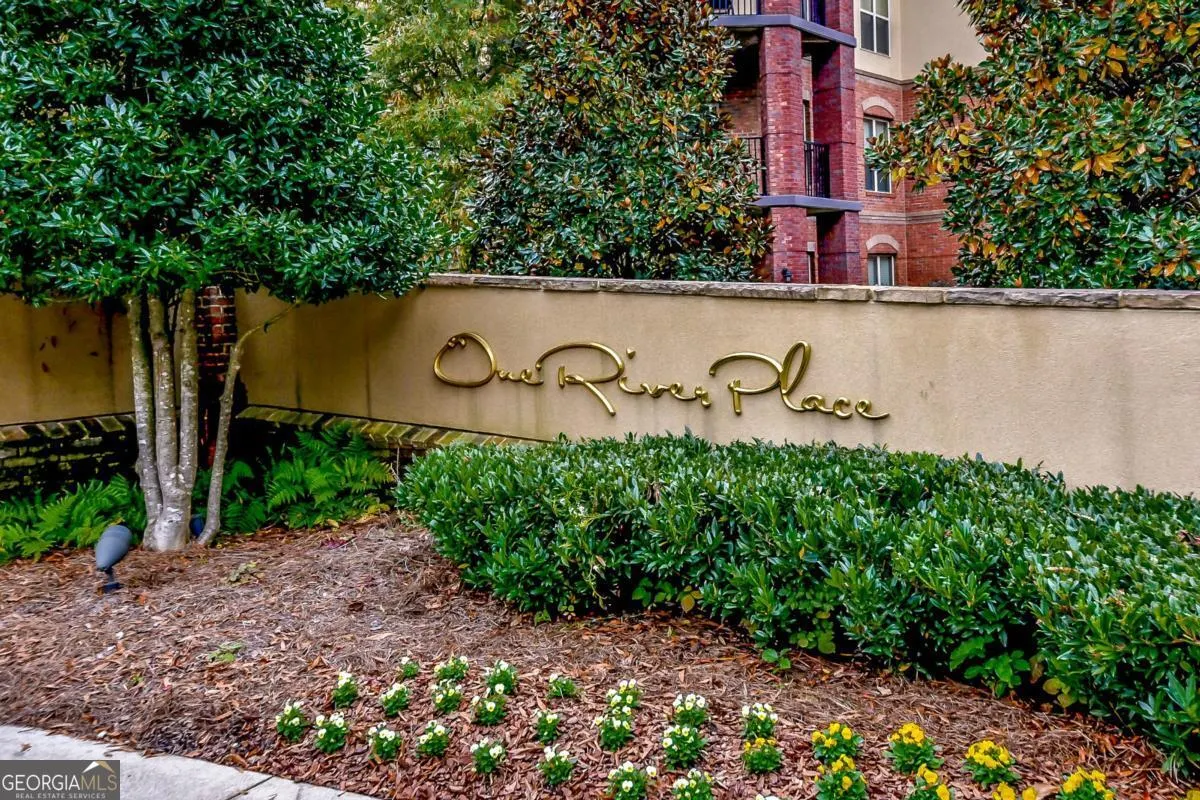 120 200 River Vista Drive, #120
