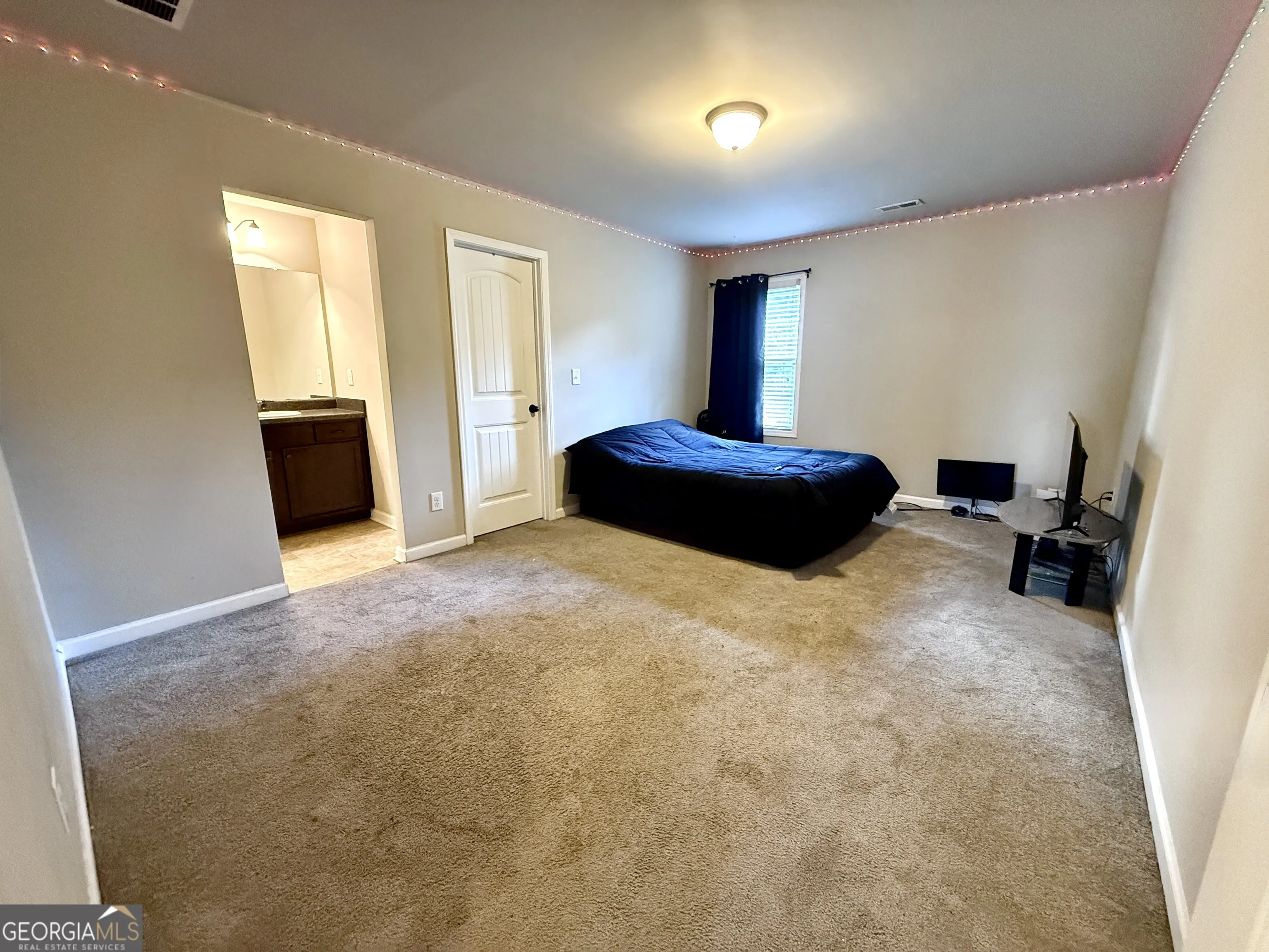 3814 E Pond View Court