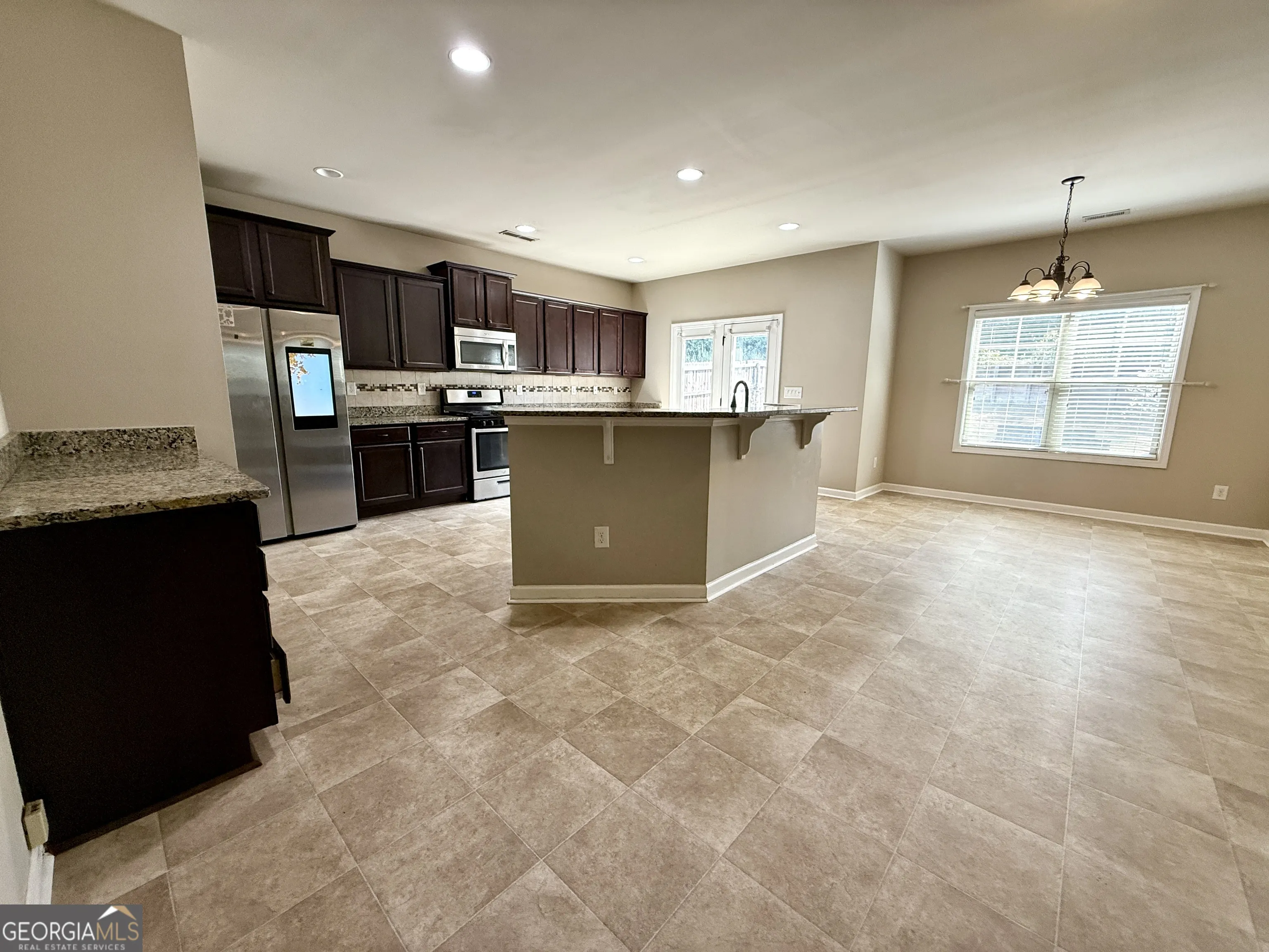 3814 E Pond View Court