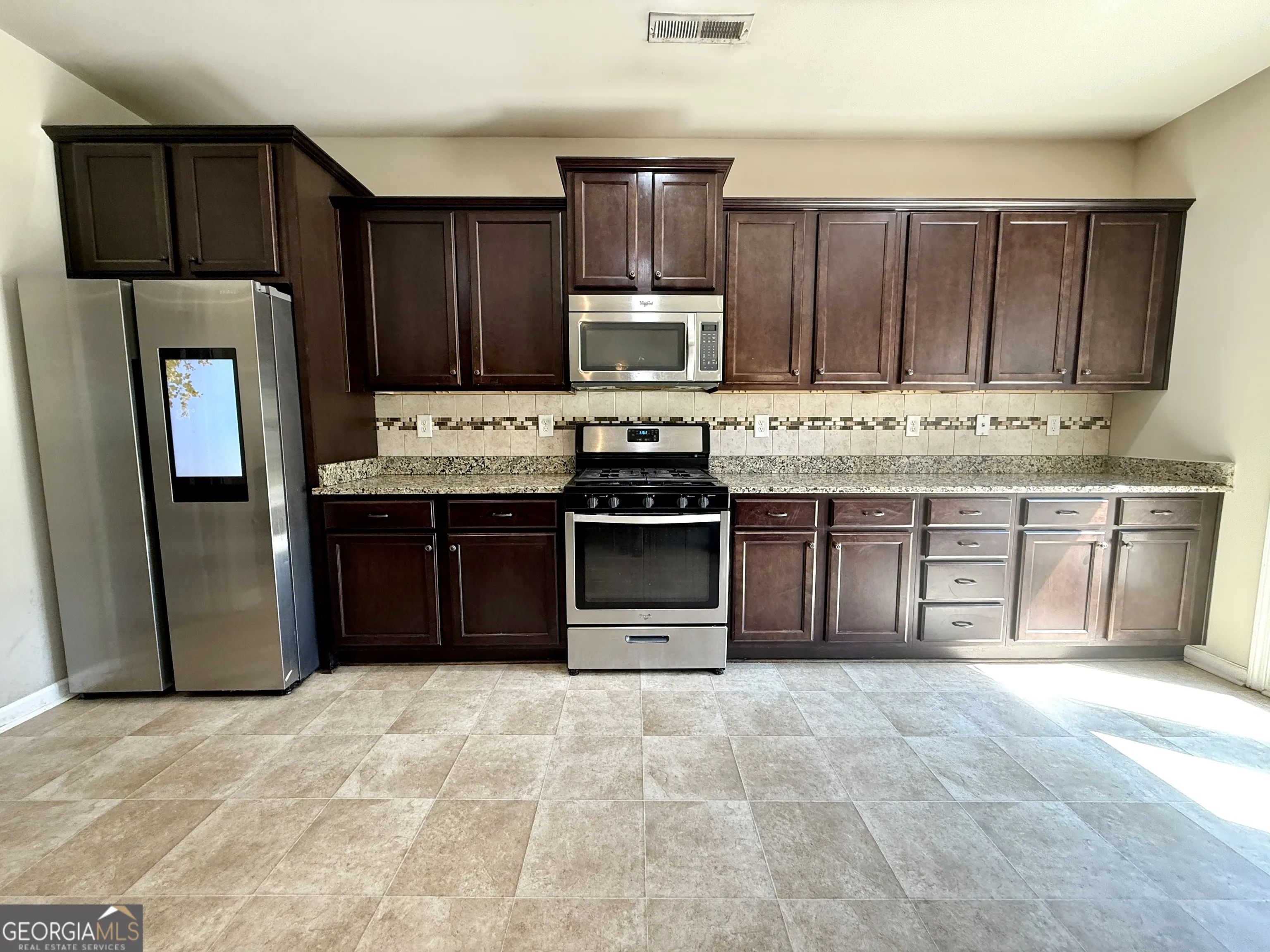 3814 E Pond View Court