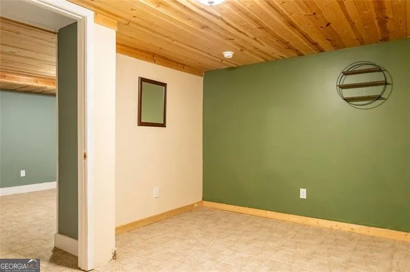 3311 TWELVE OAKS Court