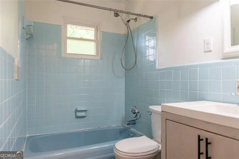 3311 TWELVE OAKS Court